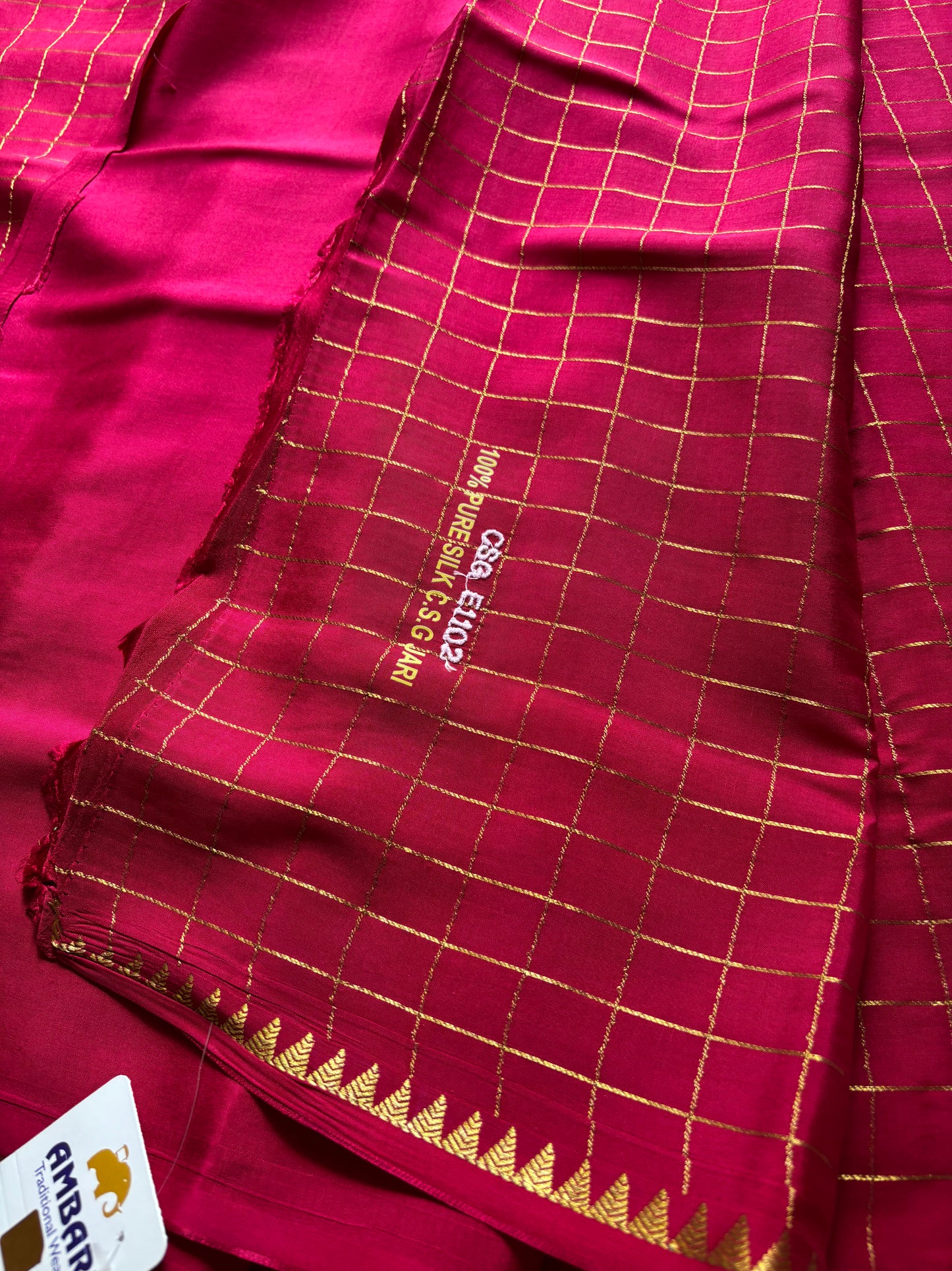 Malavika : Solid Rani pink