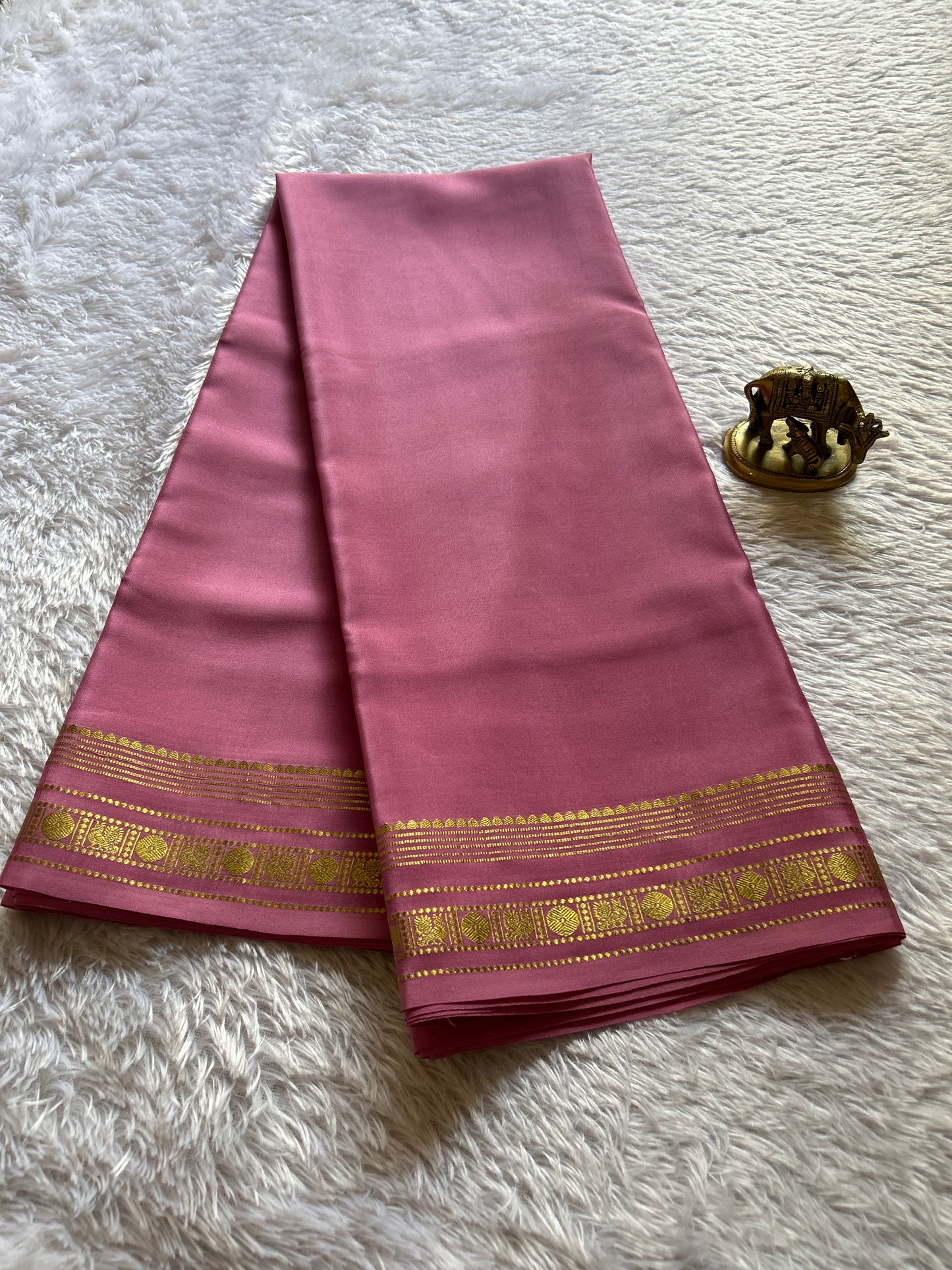 Sunanda : Solid Onion pink