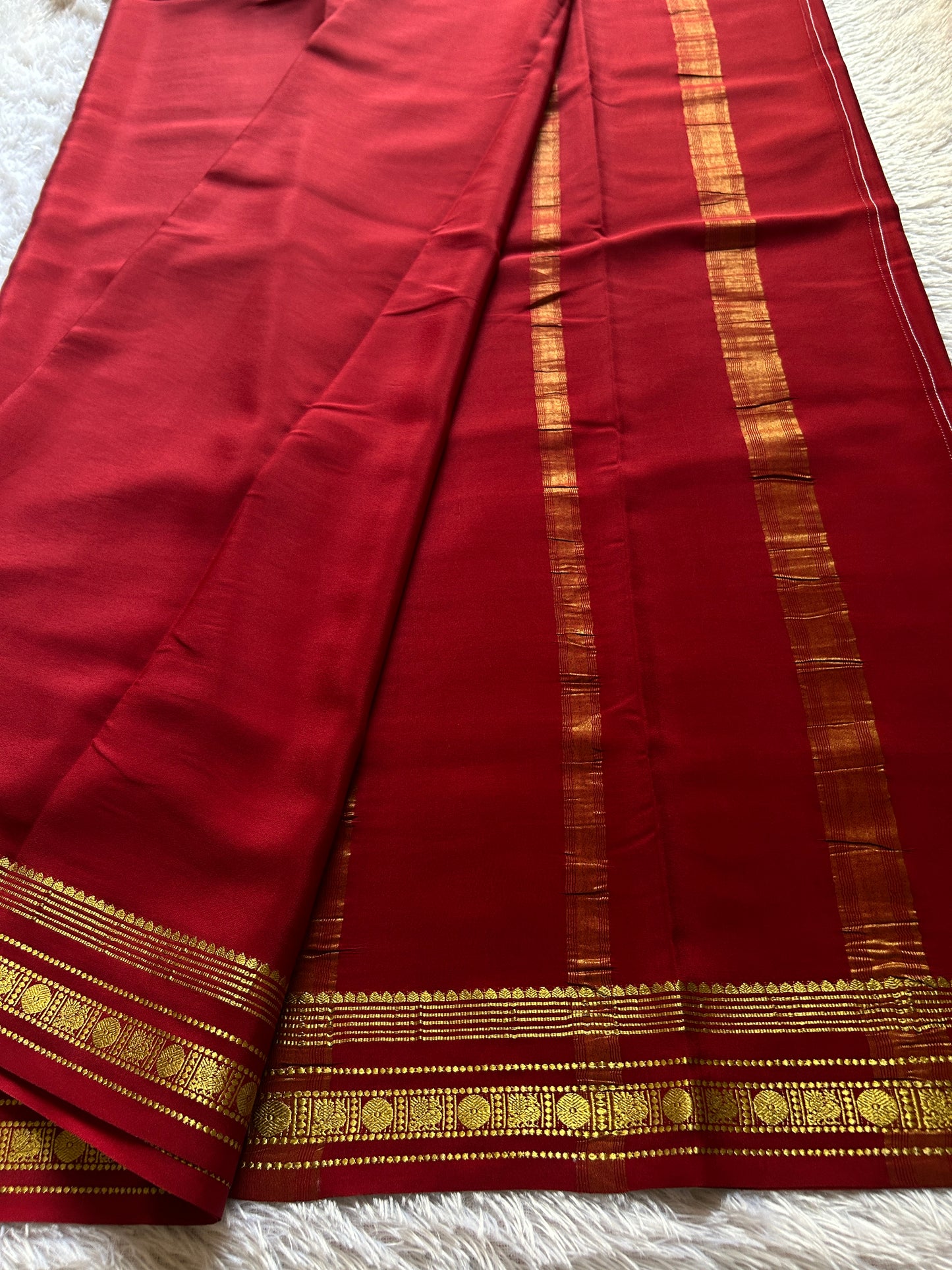 Sunanda : Solid Maroon