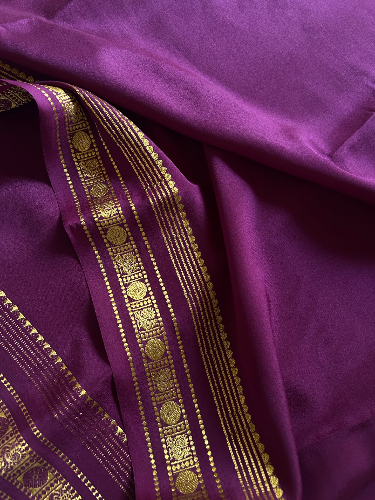 Sunanda : Solid plum