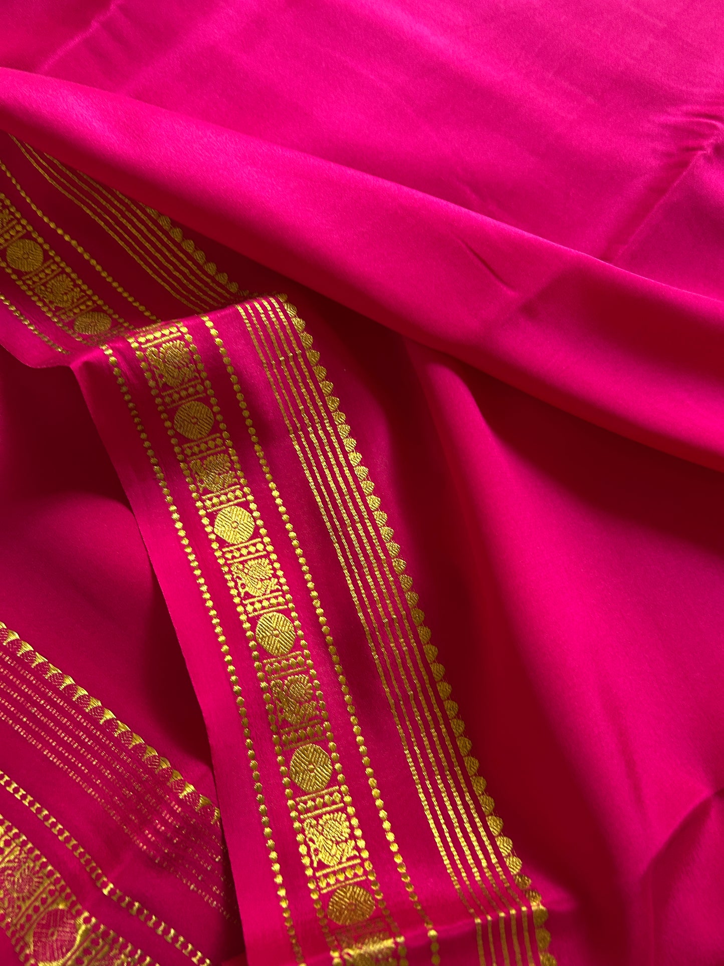 Sunanda : Solid Pink