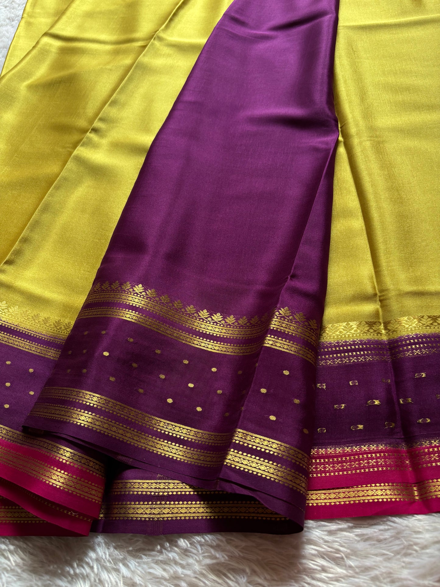 Drishti (3D) : Olive-purple-pink