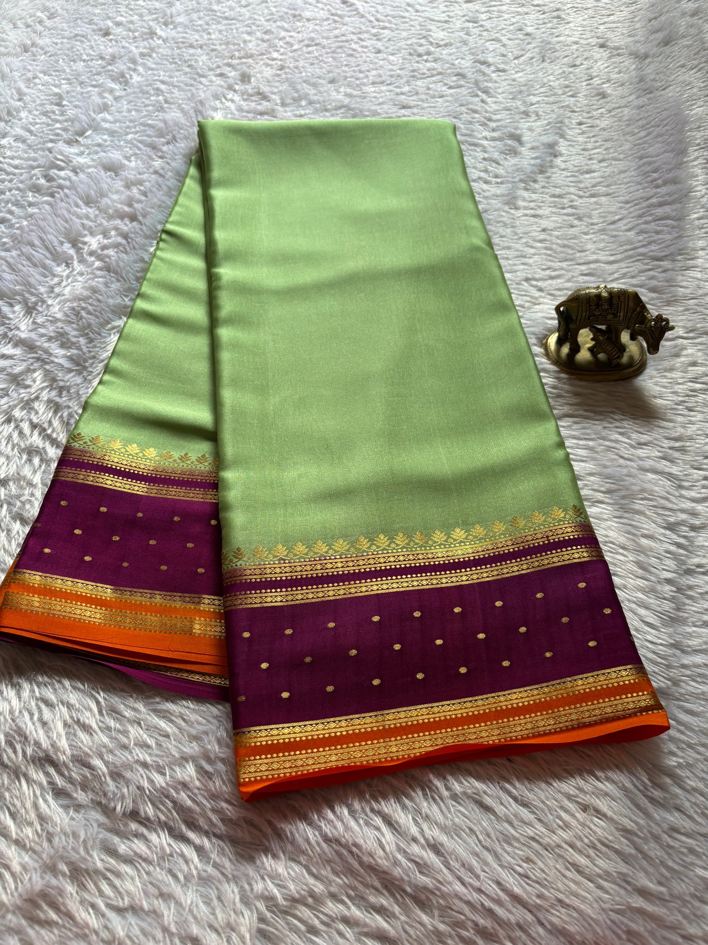 Drishti (3D) : Mint green-wine-orange