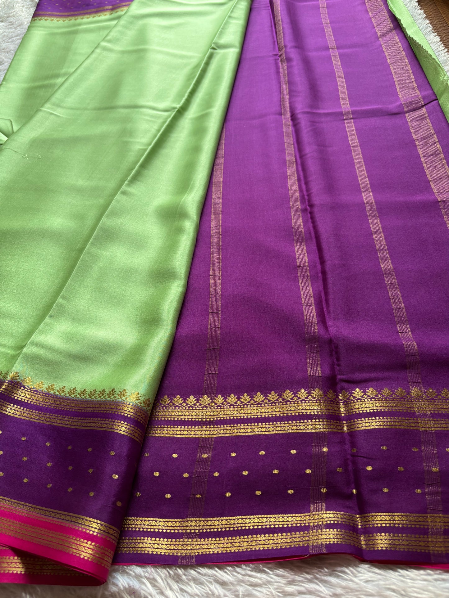 Drishti (3D) : Mint green-magenta-rani pink