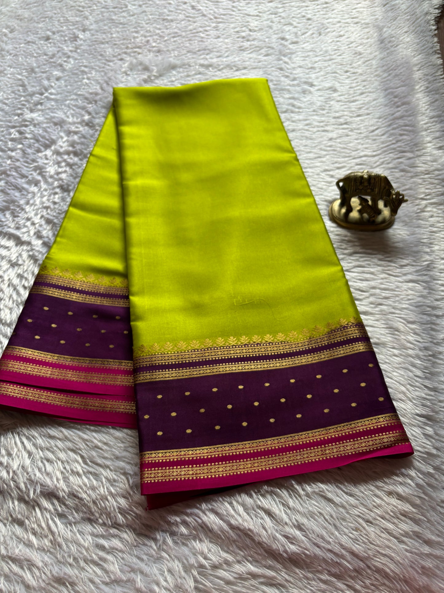 Drishti (3D) : Mehendi green-plum-rani pink