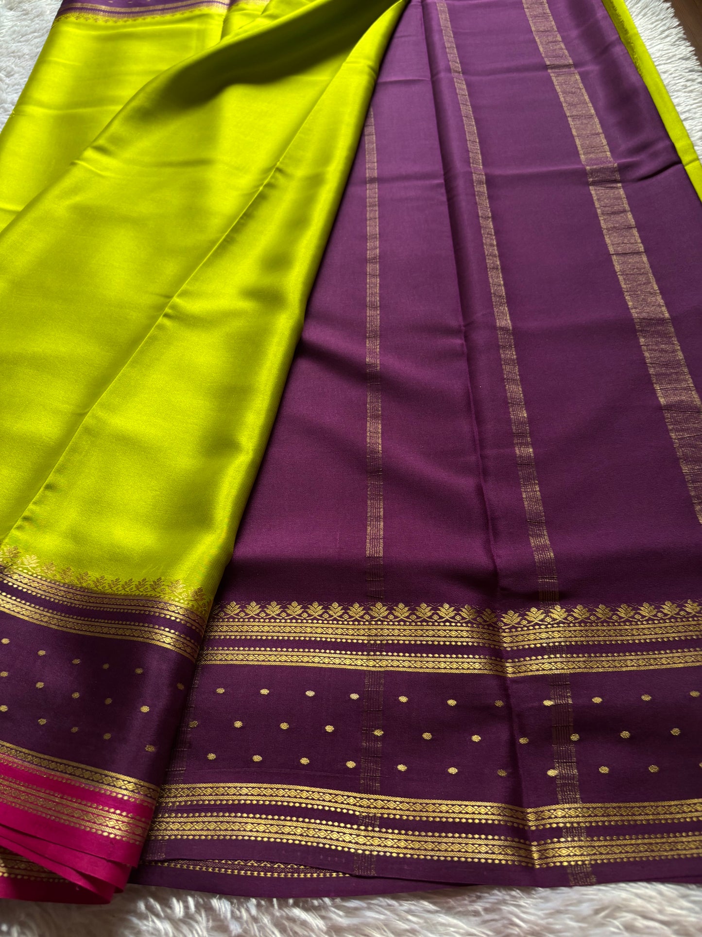 Drishti (3D) : Mehendi green-plum-rani pink