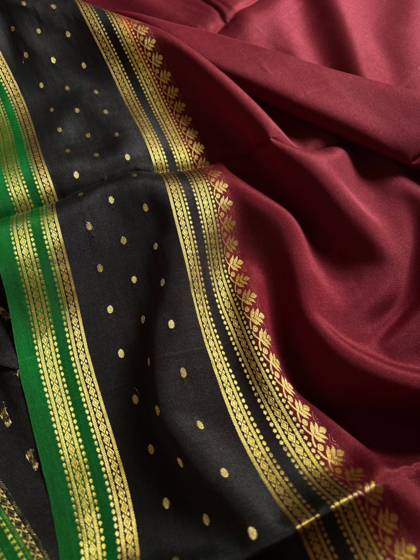 Drishti (3D) : Maroon-black-green