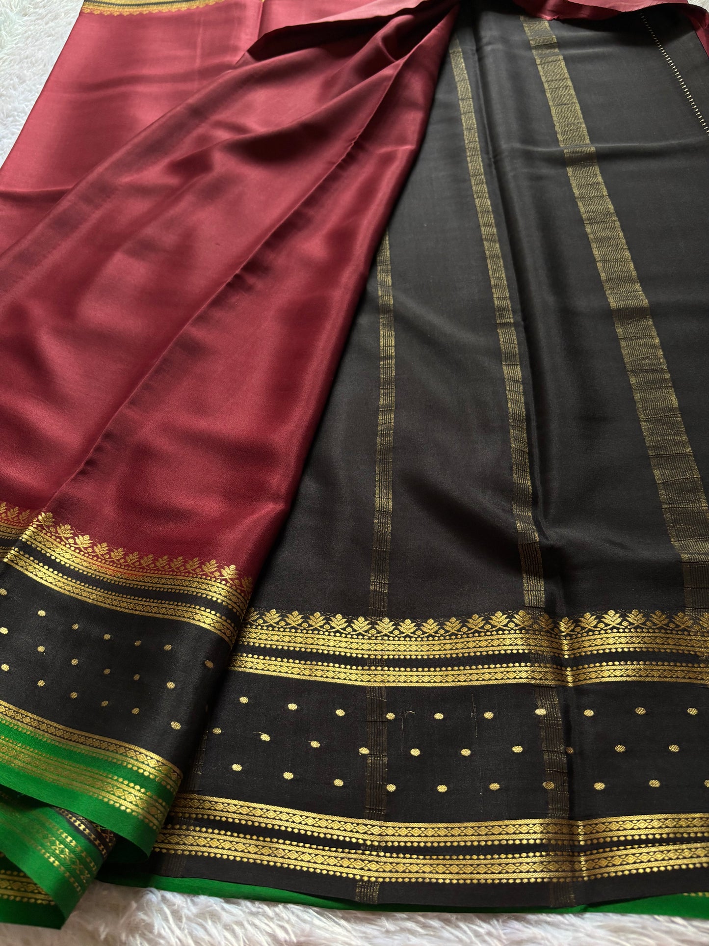 Drishti (3D) : Maroon-black-green