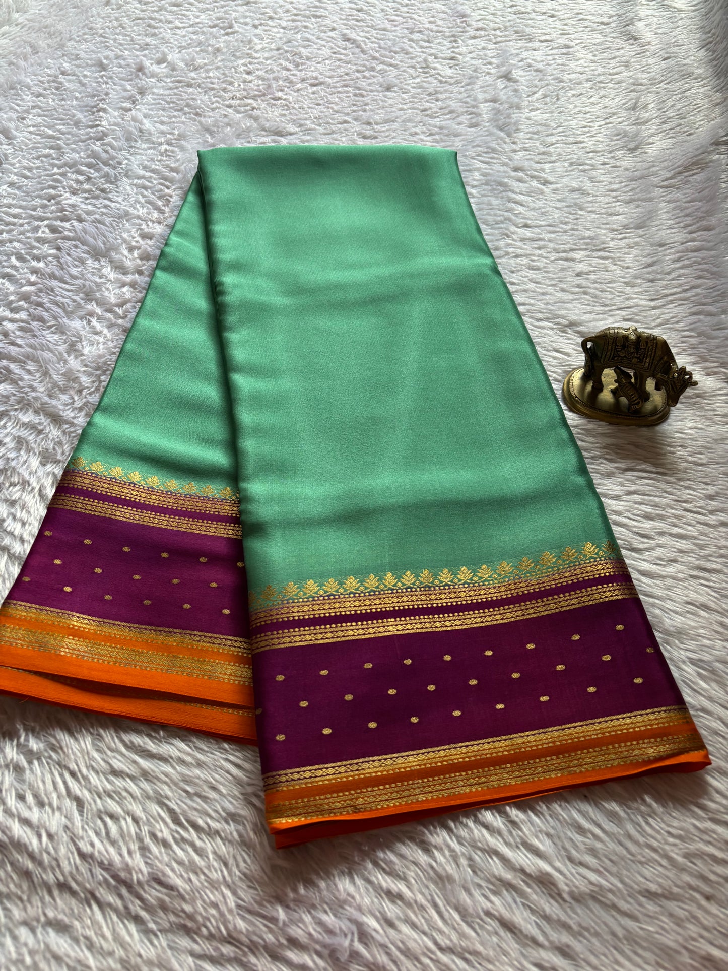 Drishti (3D) : Sea green-wine-orange