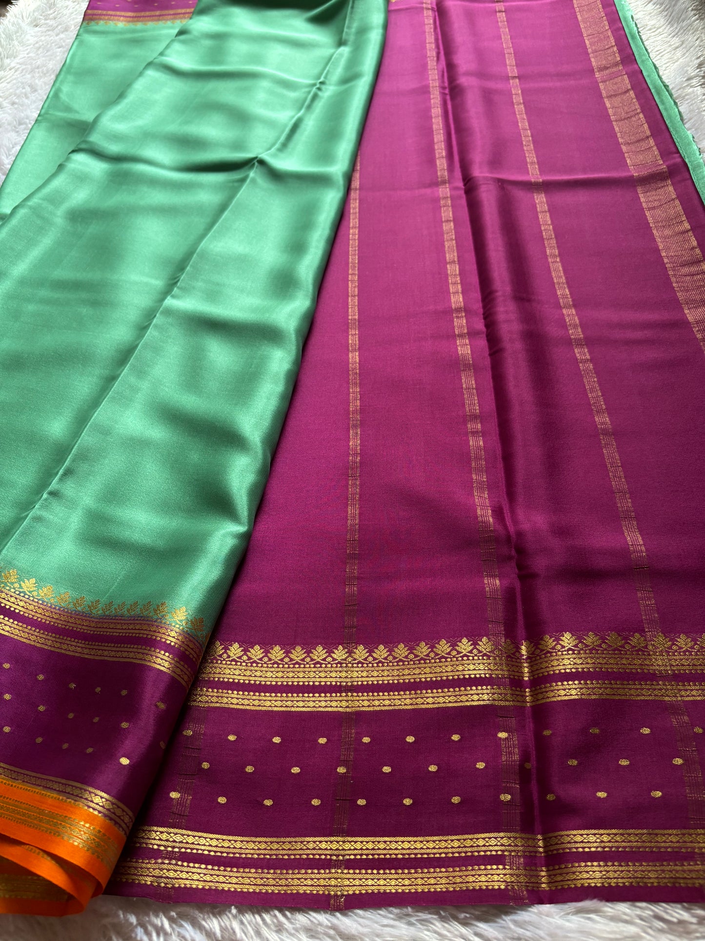 Drishti (3D) : Sea green-wine-orange