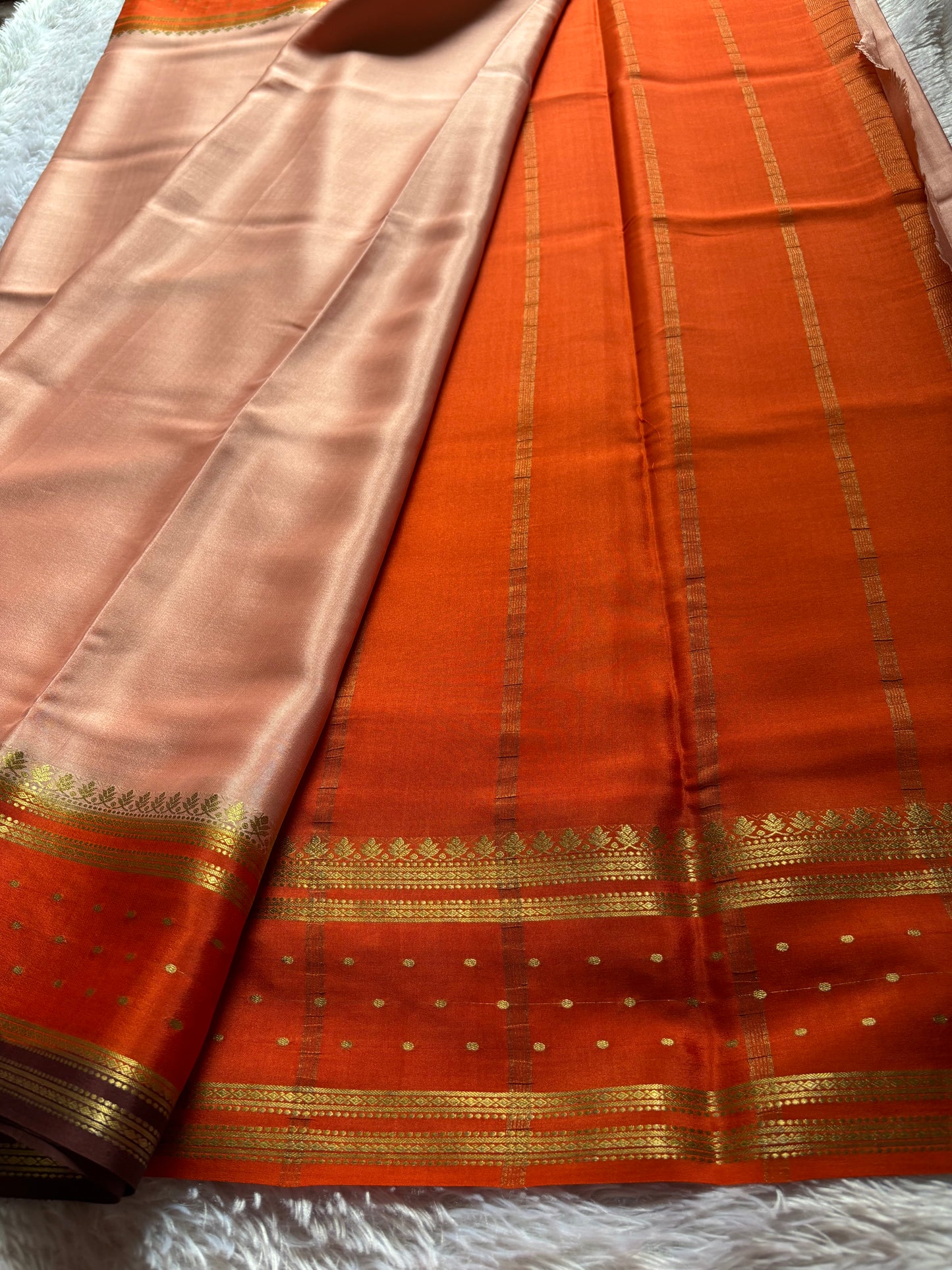 Drishti (3D) : Light peach-orange-chocolate brown