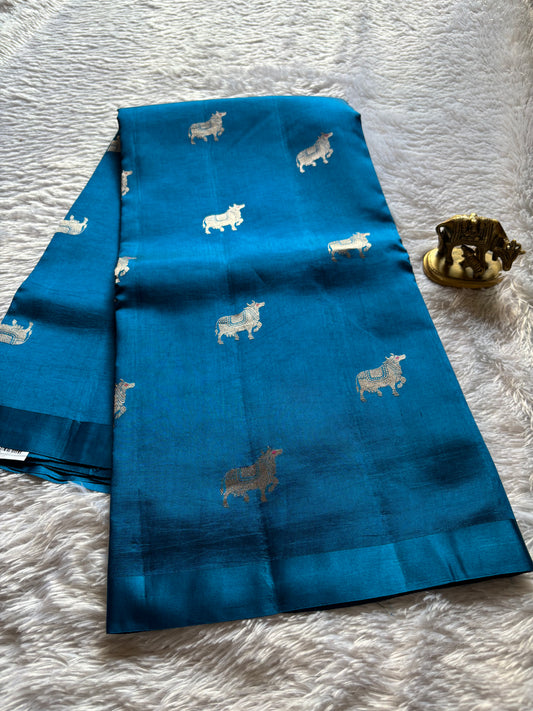 Anupama : Solid Electric blue