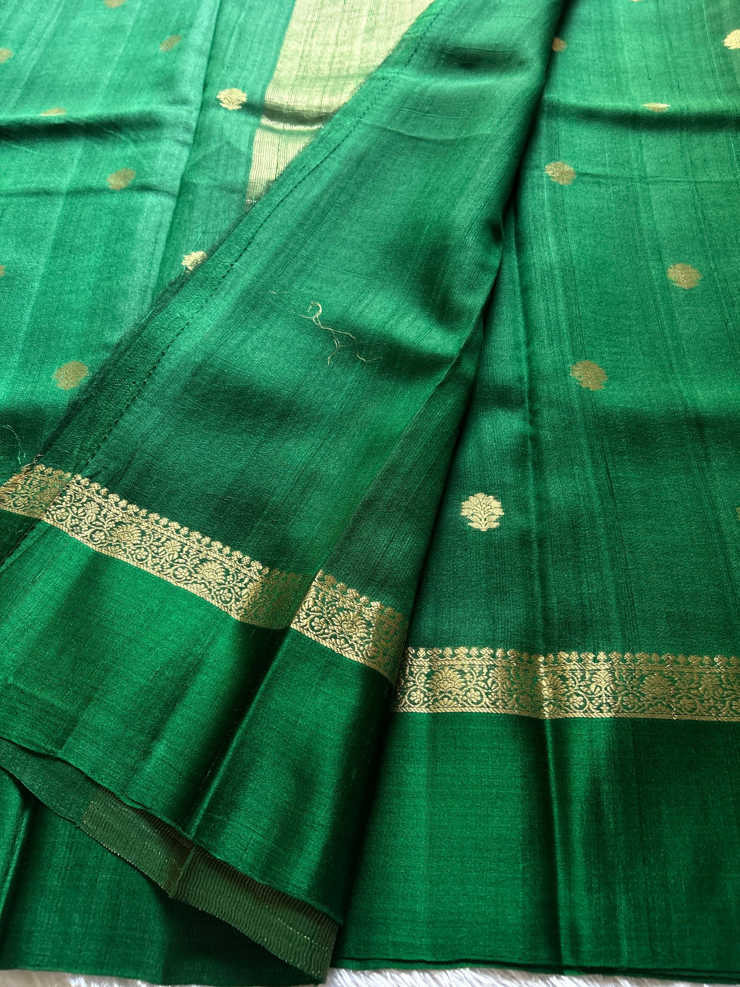 Sapna : Solid Bottle green