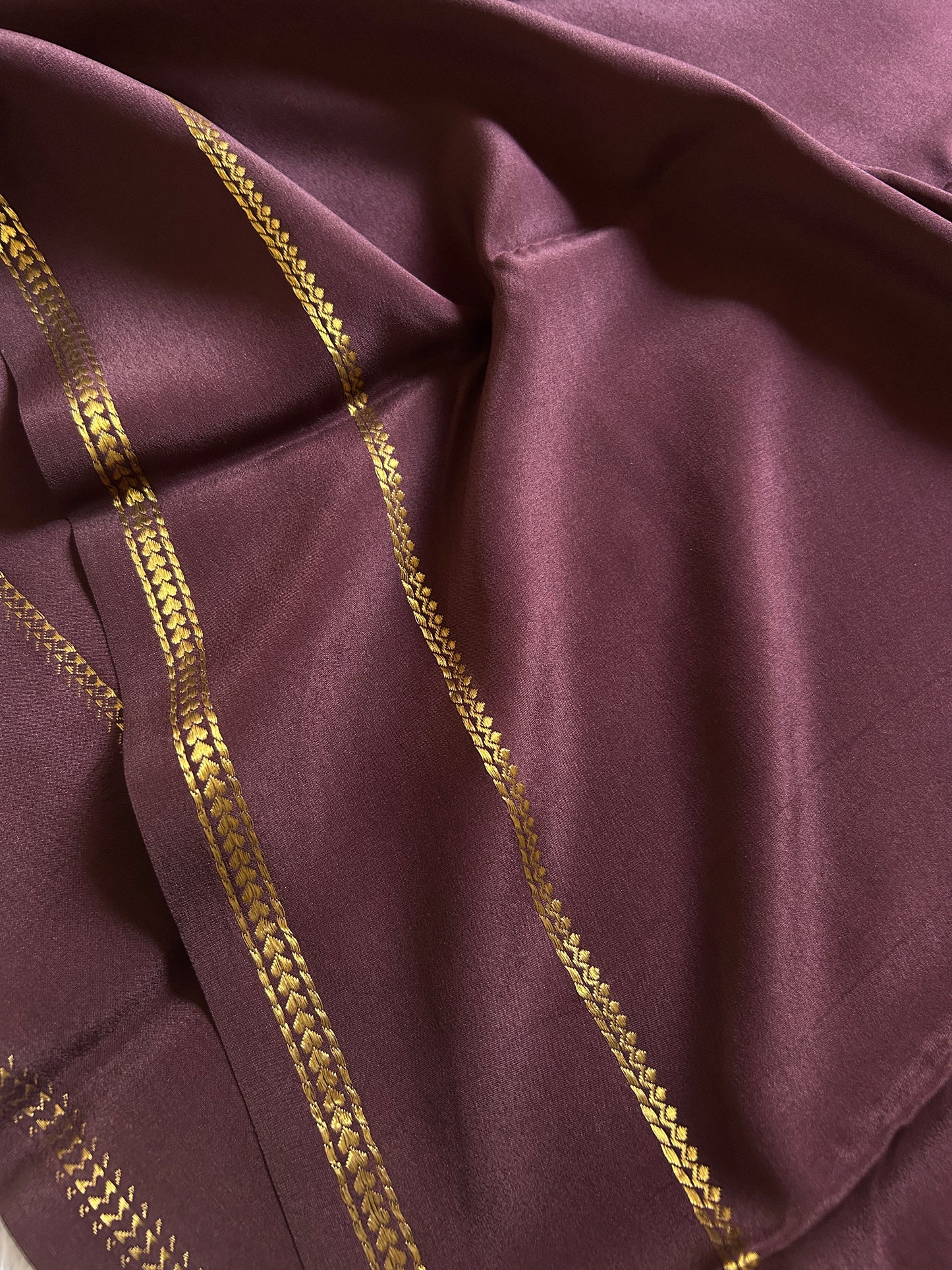 Indrani : Solid brown