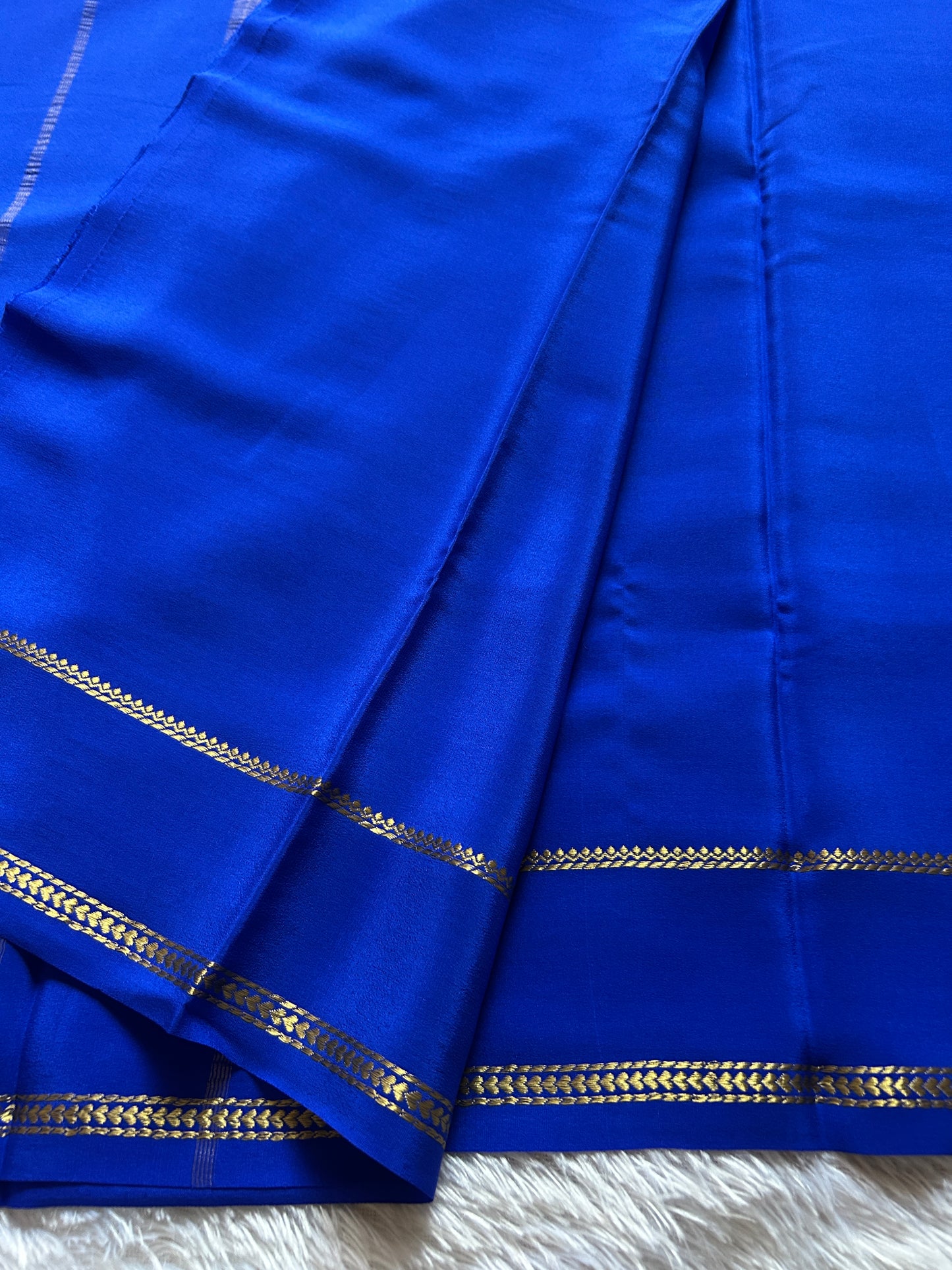 Indrani : Solid Royal blue