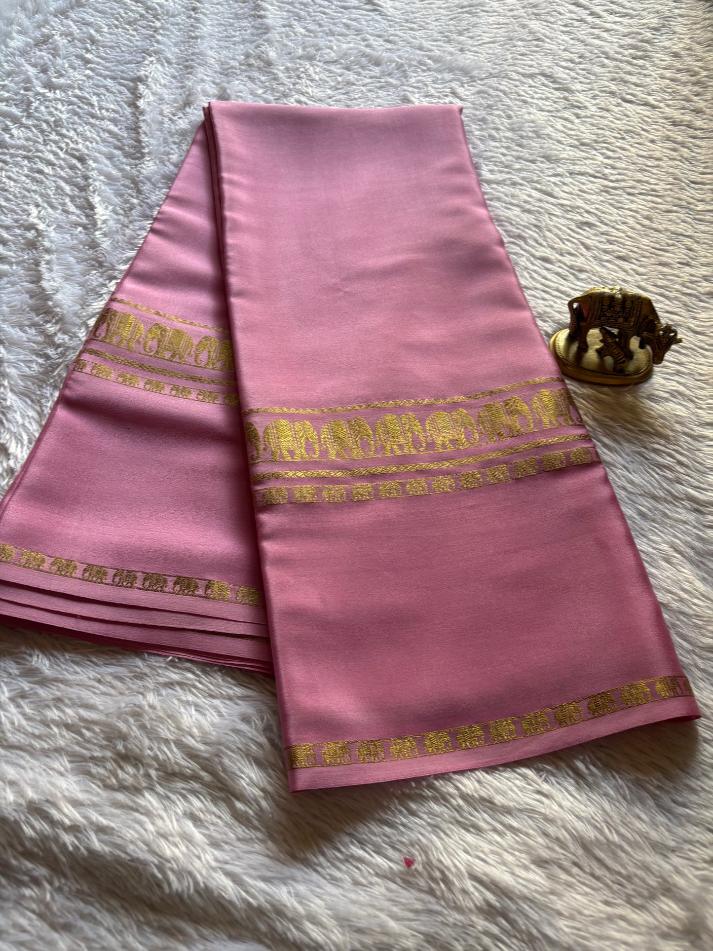 Prashanthi : Solid Light pink