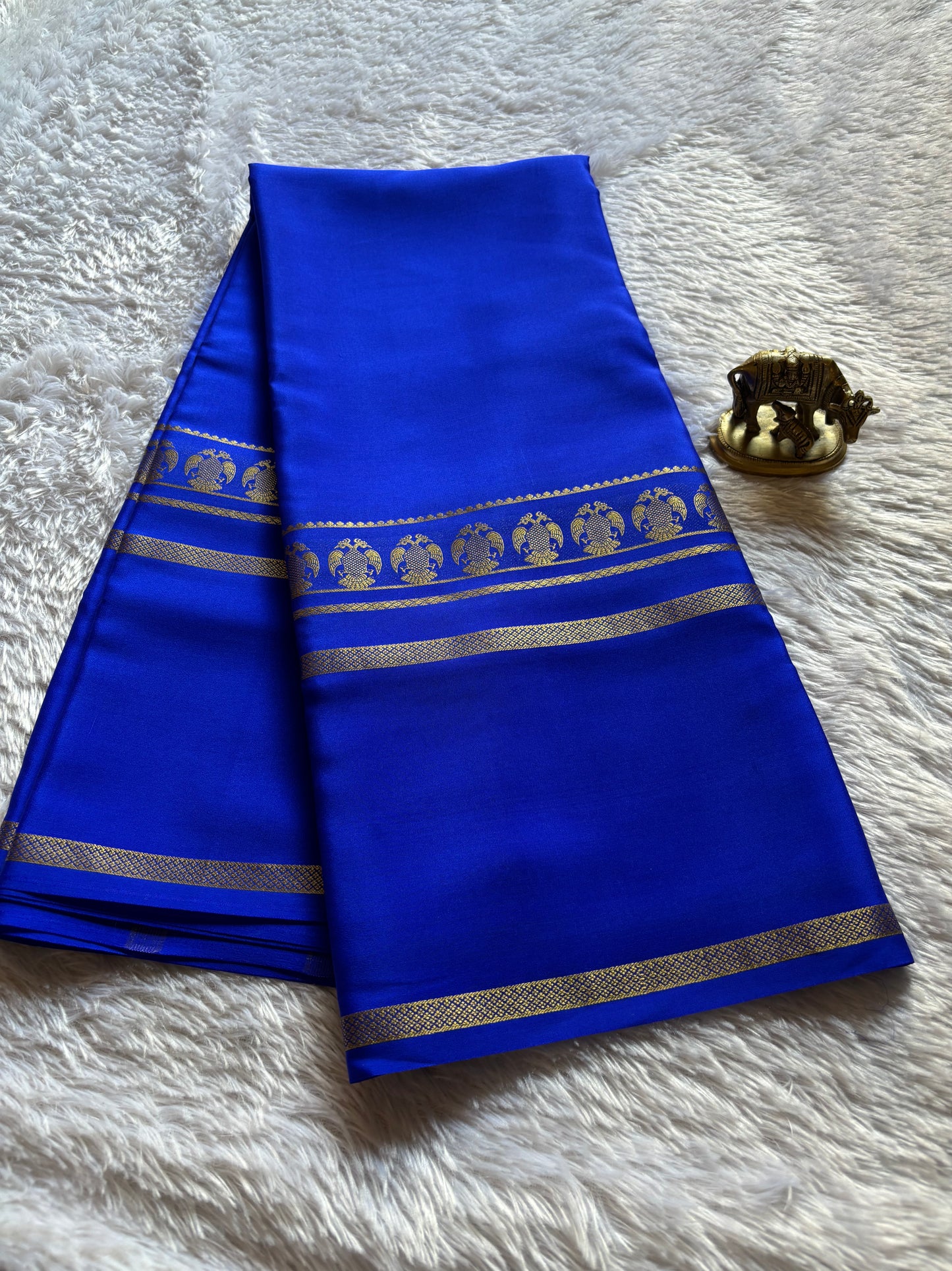 Ashwini : Solid Royal blue