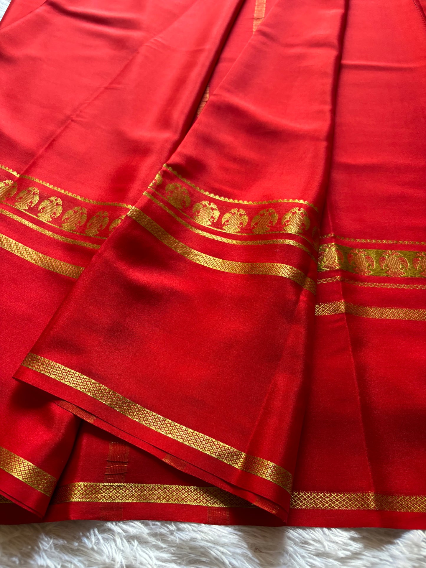 Ashwini : Solid Red