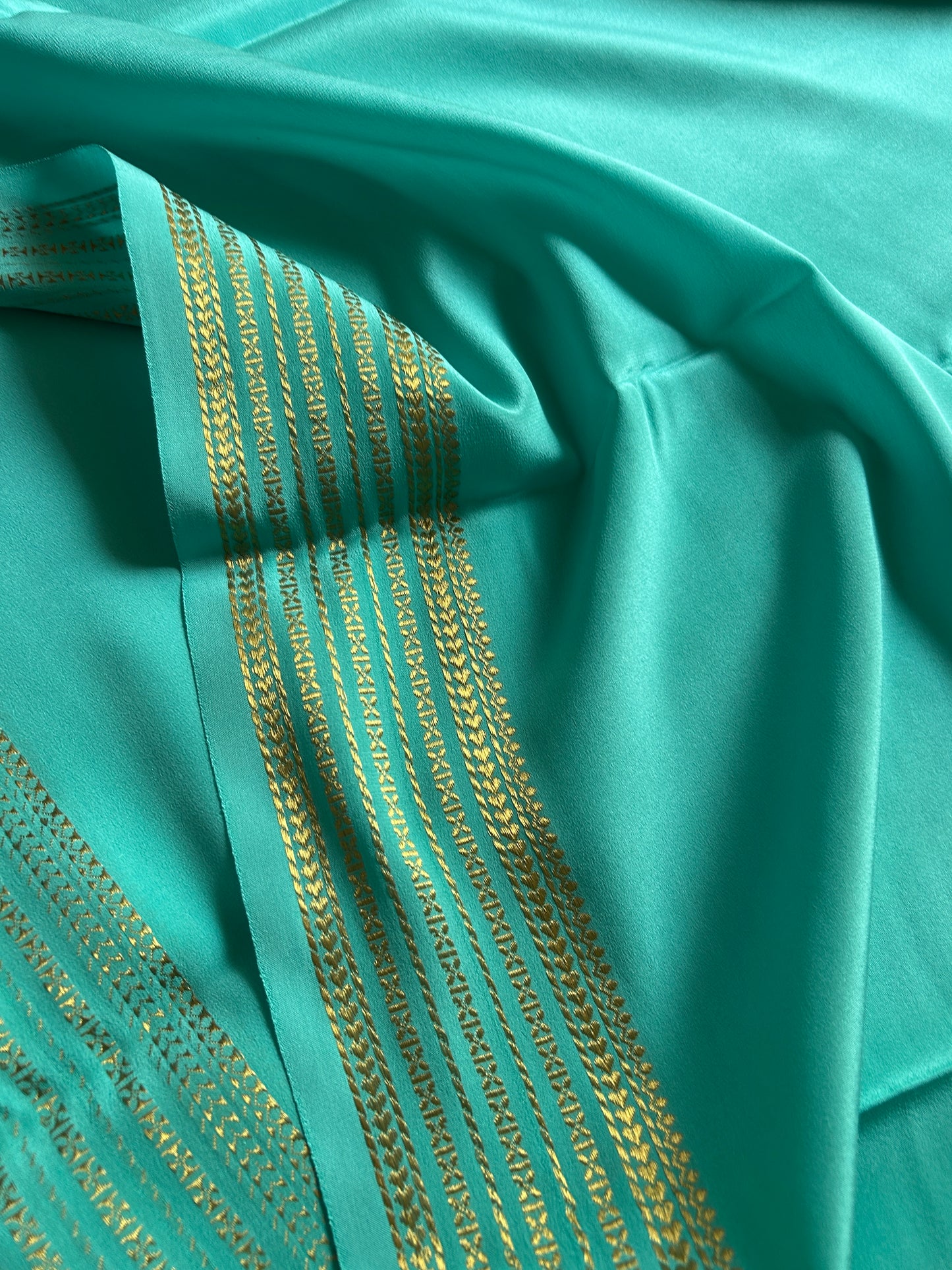 Akshaya : Solid Sea Blue