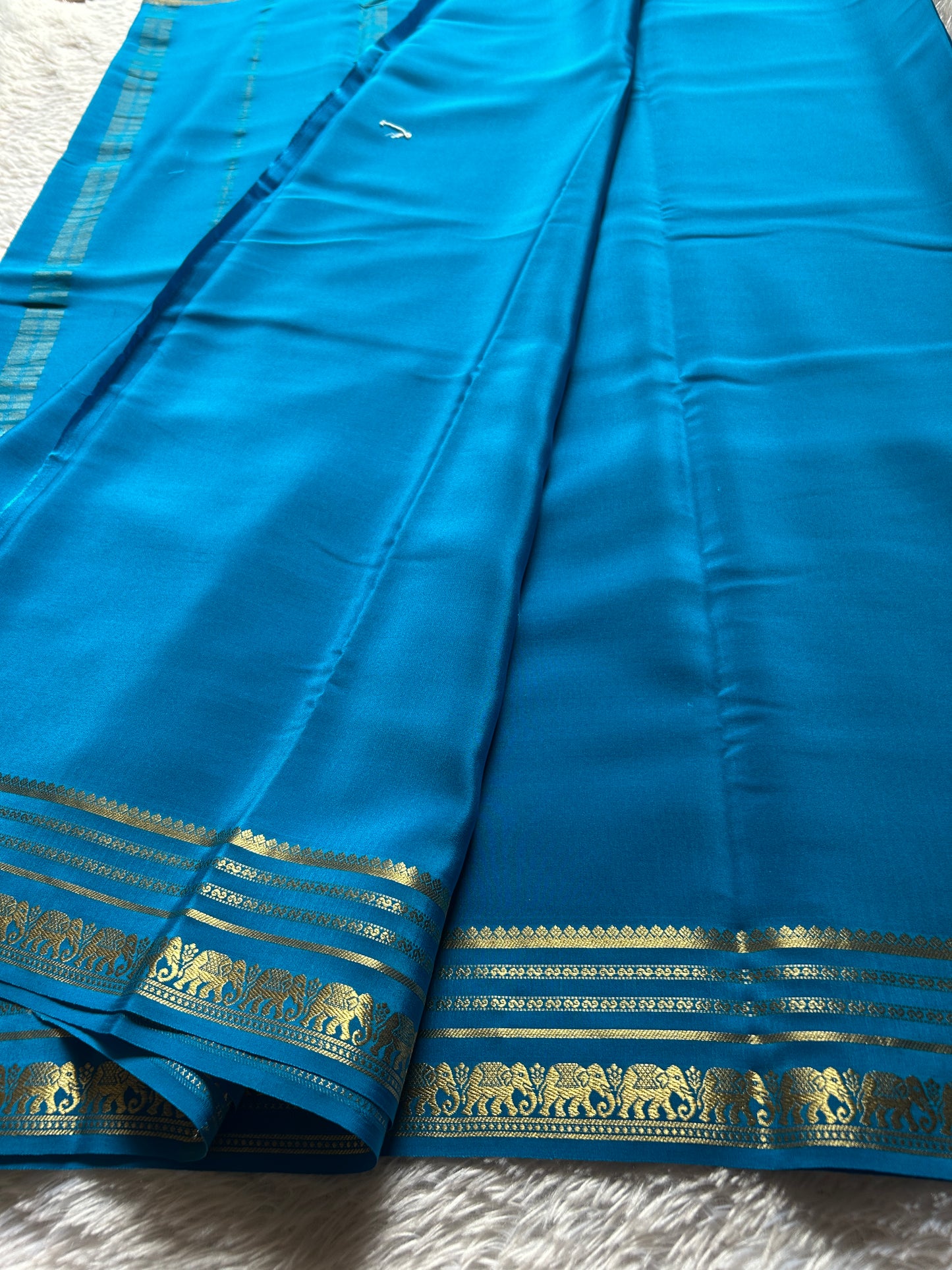 Eshwari : Solid Ananda blue