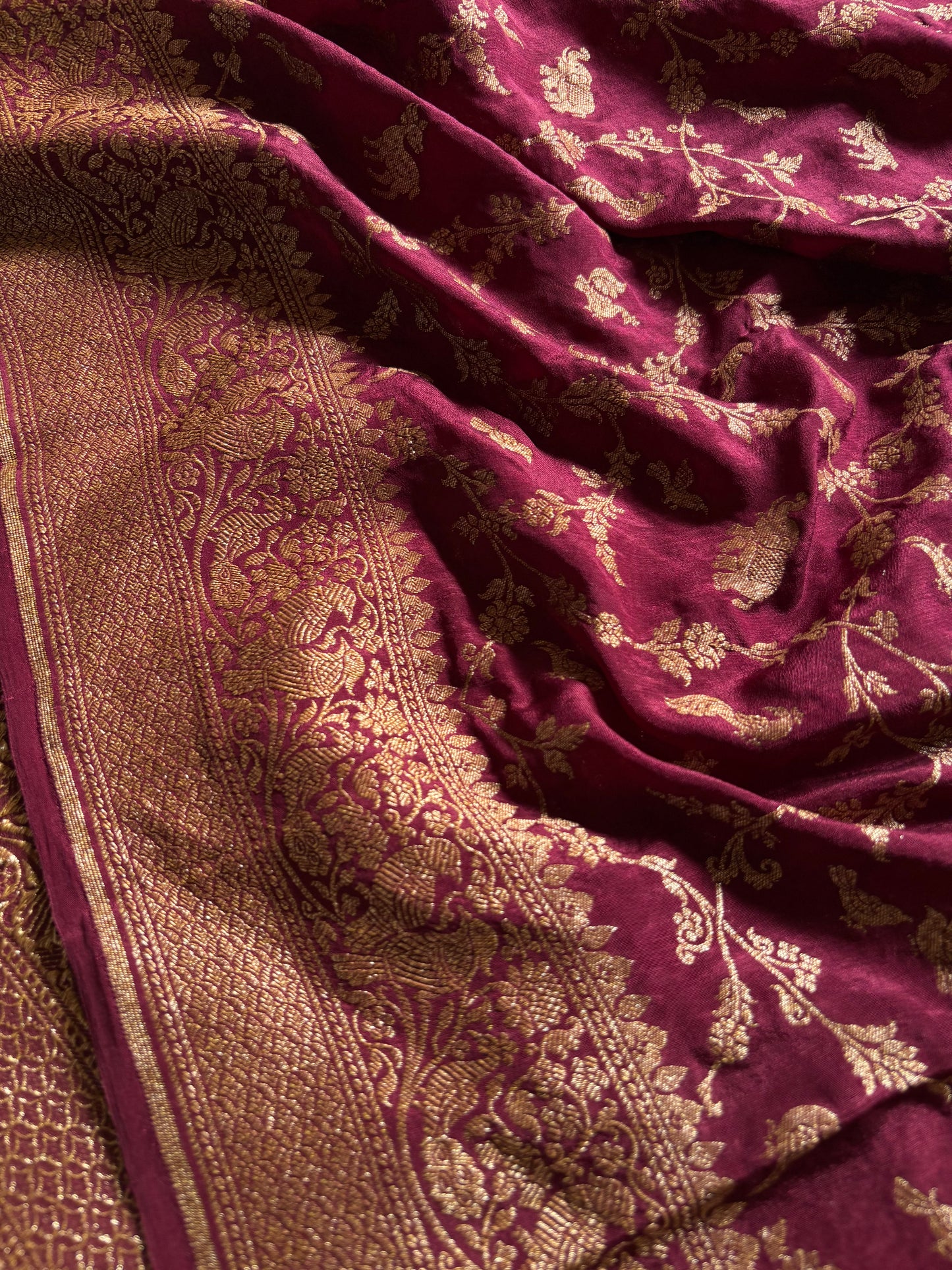 Milana : Solid Maroon