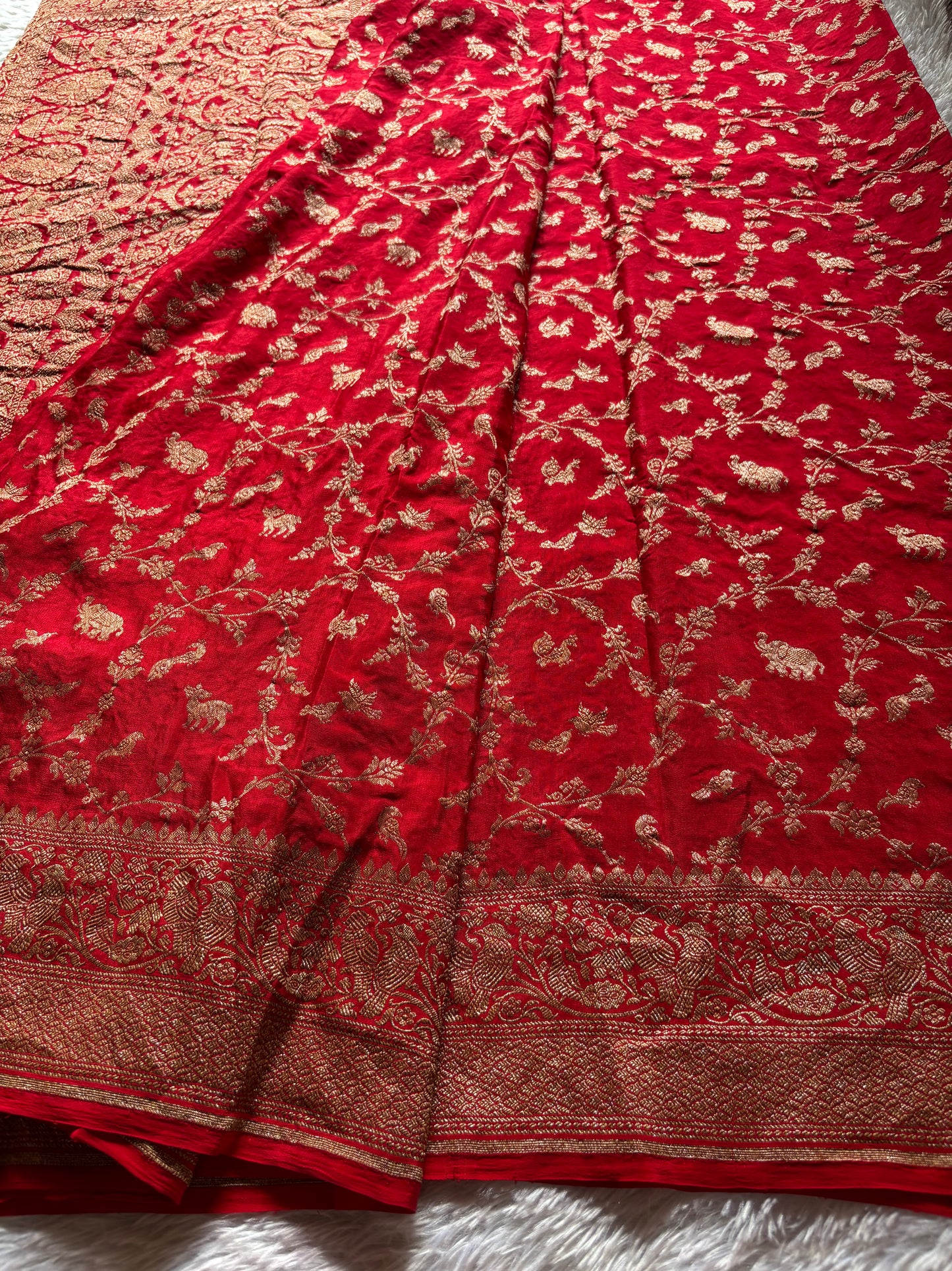 Milana : Solid Red