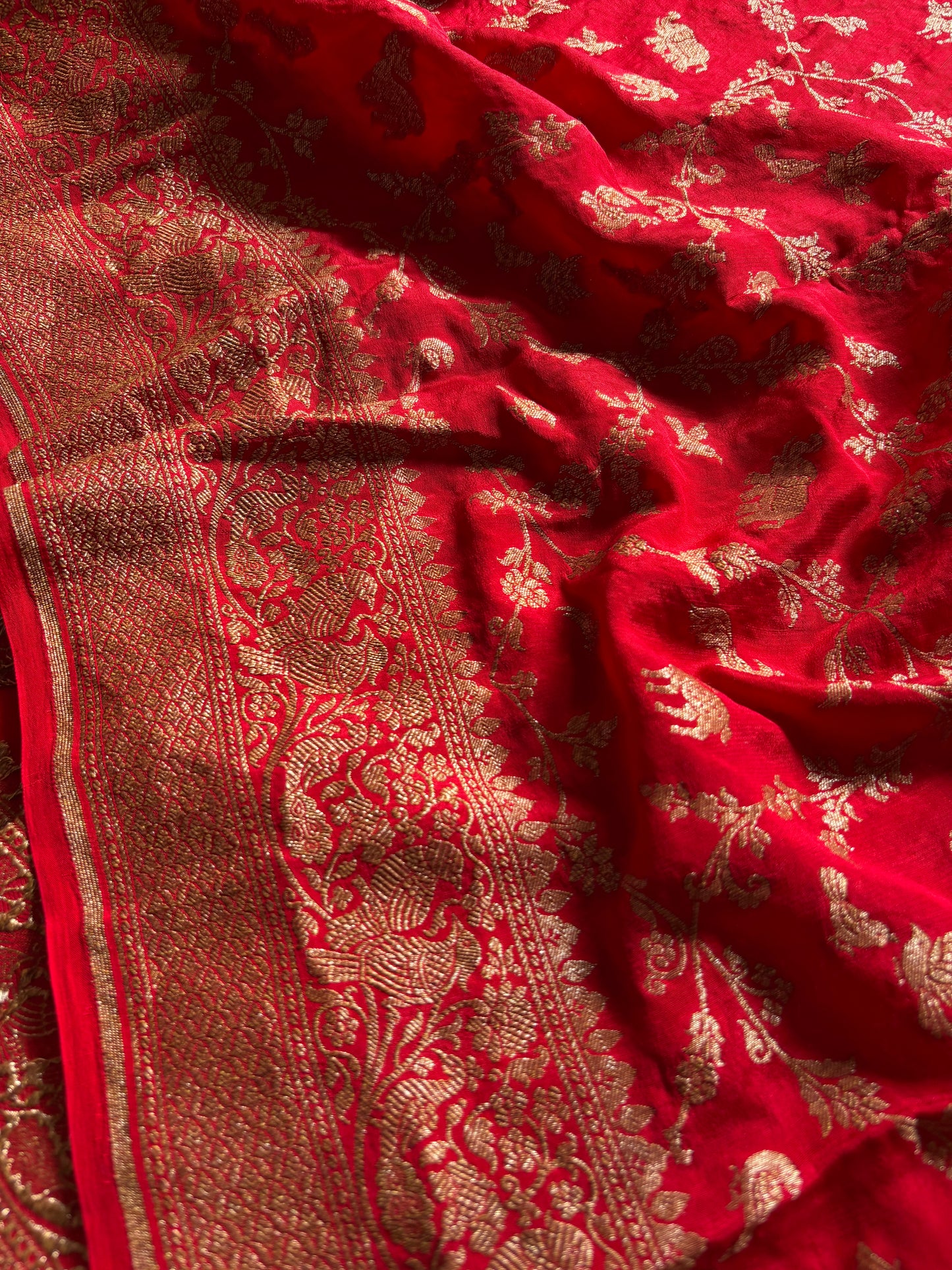 Milana : Solid Red