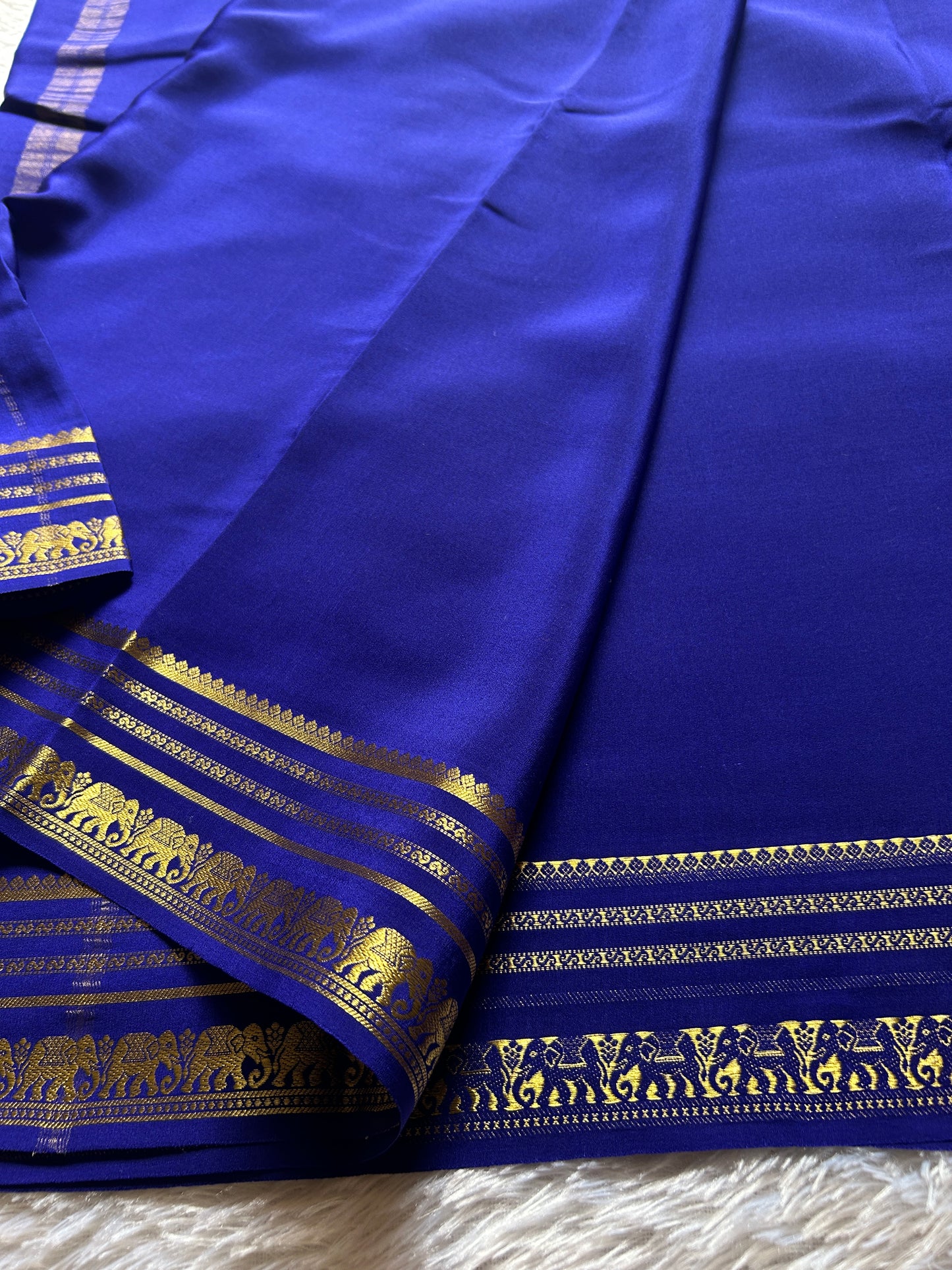 Eshwari : Solid Dark blue