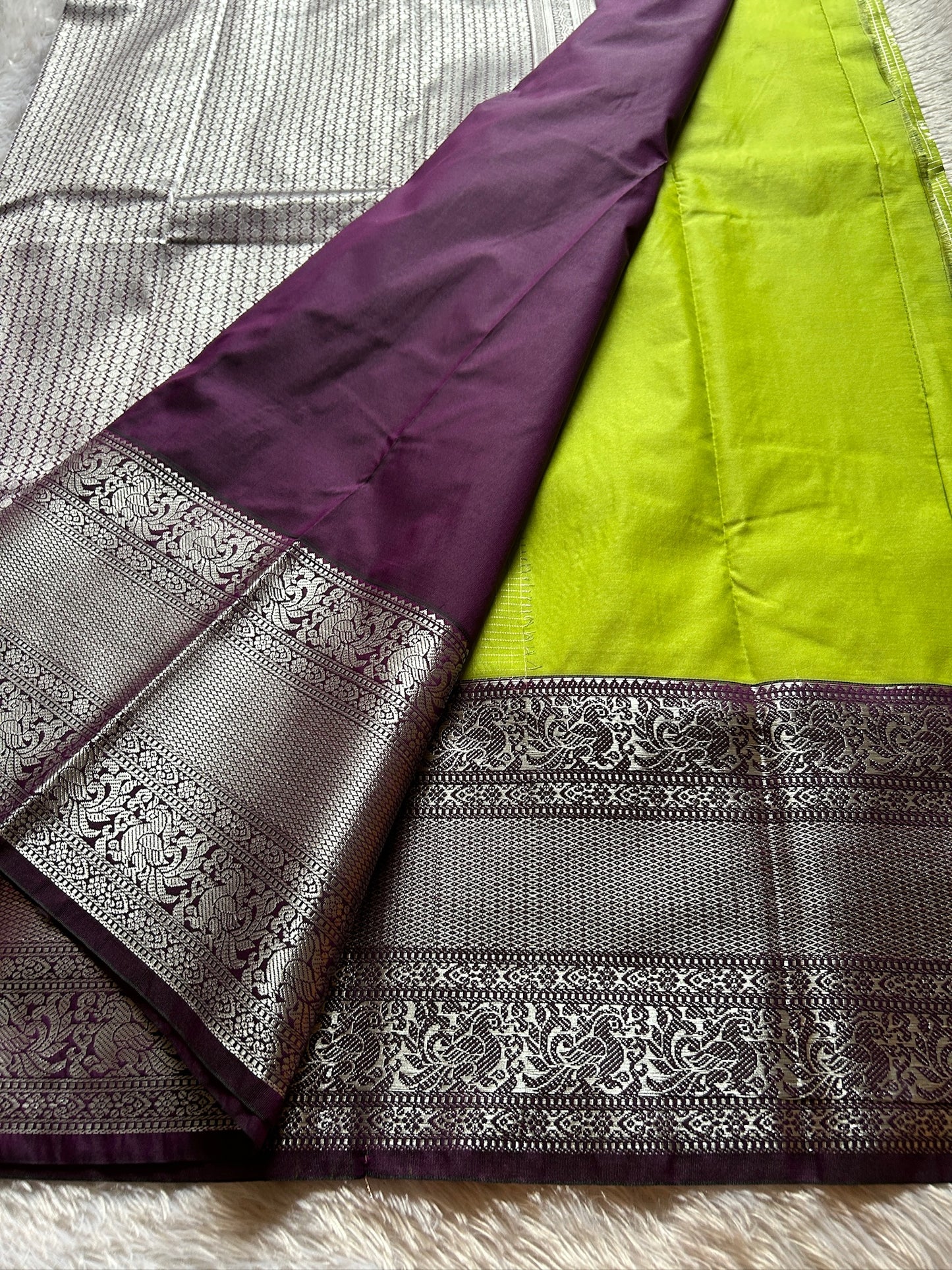 Semi soft silk (2D) : Mehendi green-wine