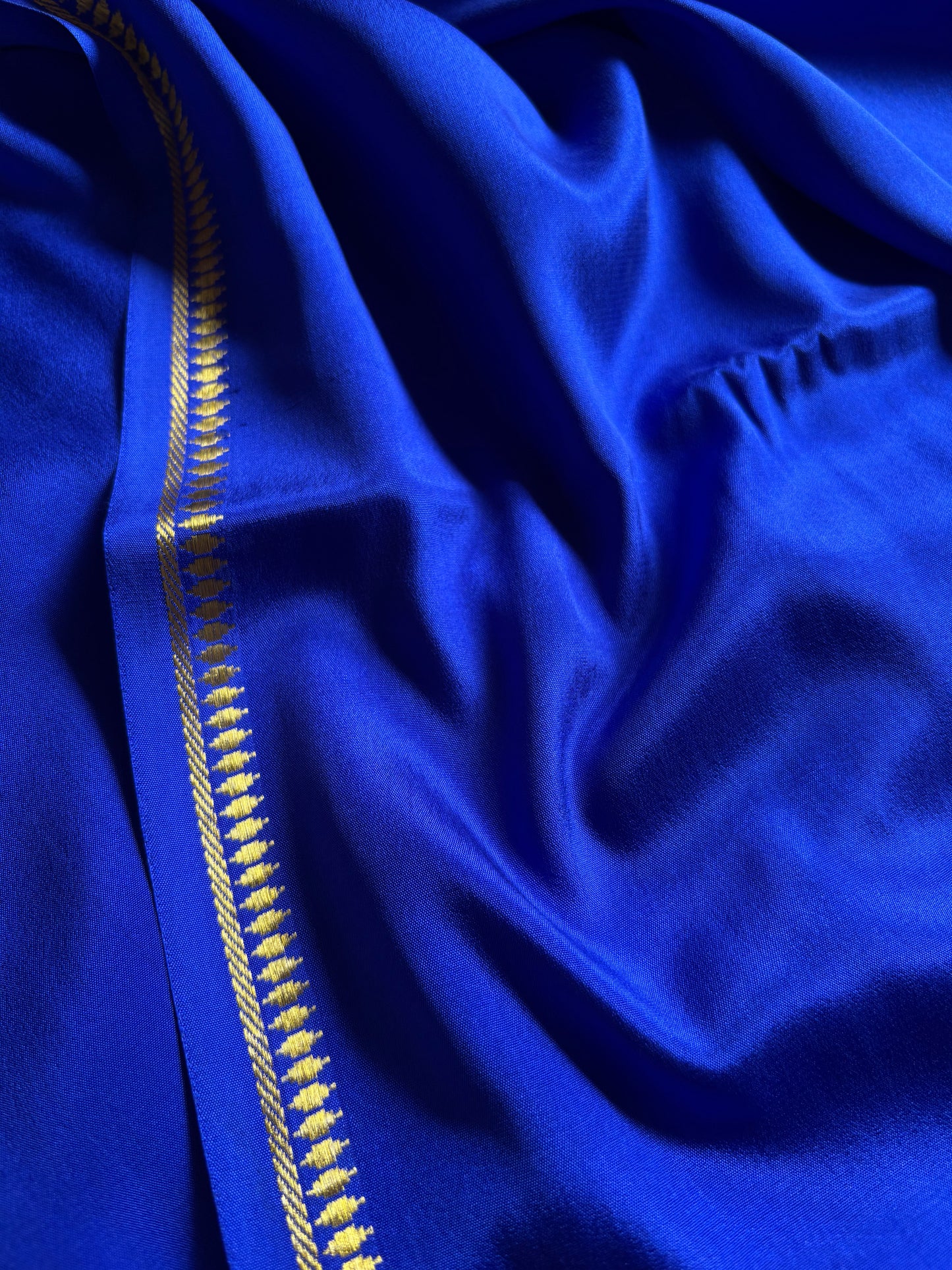 Rukmini : Solid Royal blue