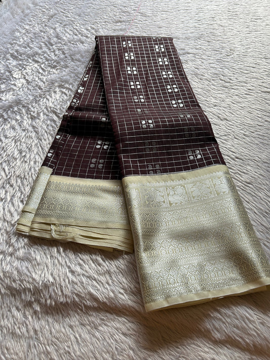 Semi soft silk (2D) : Coffee brown-off white