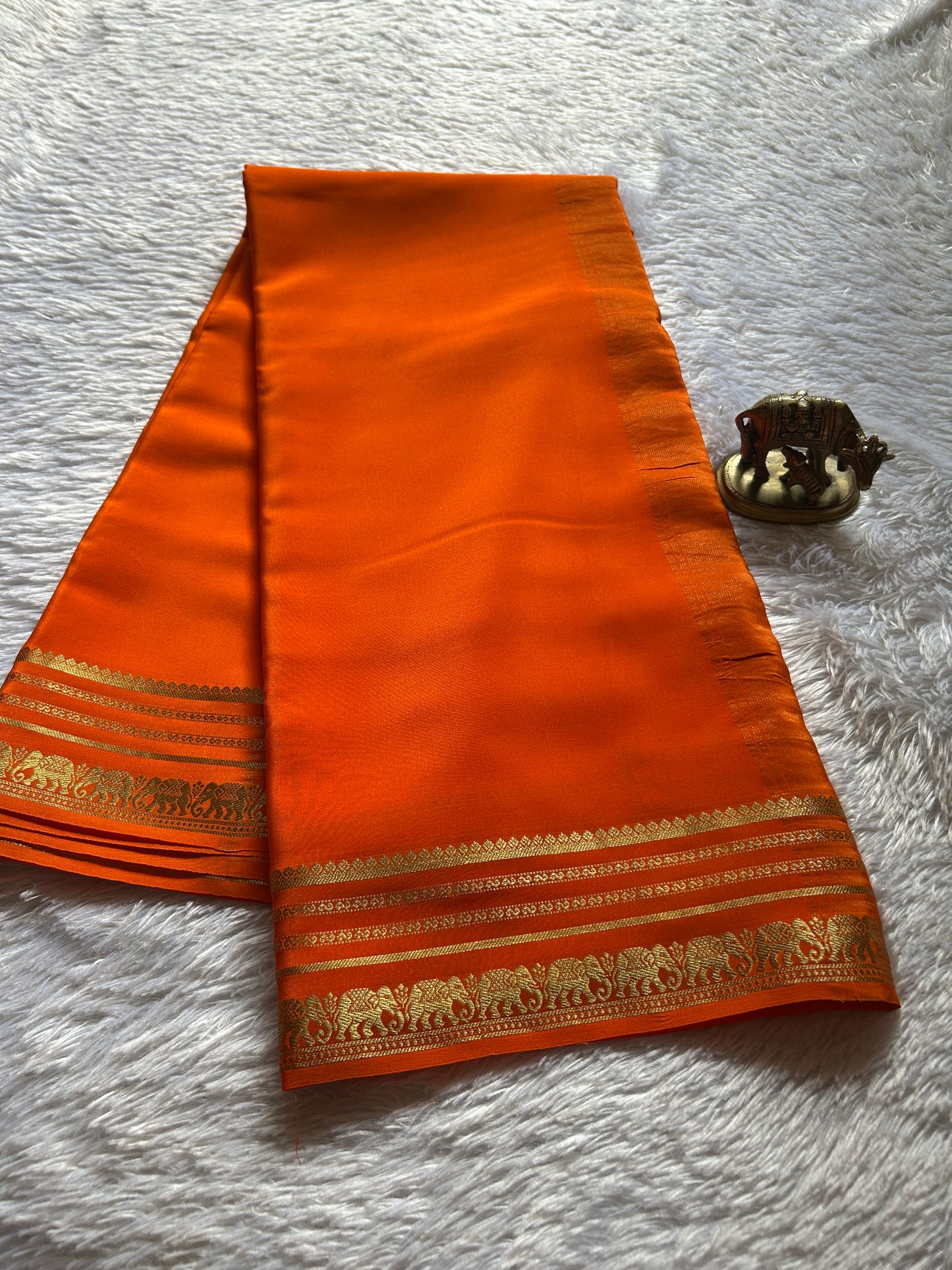 Eshwari : Solid Orange
