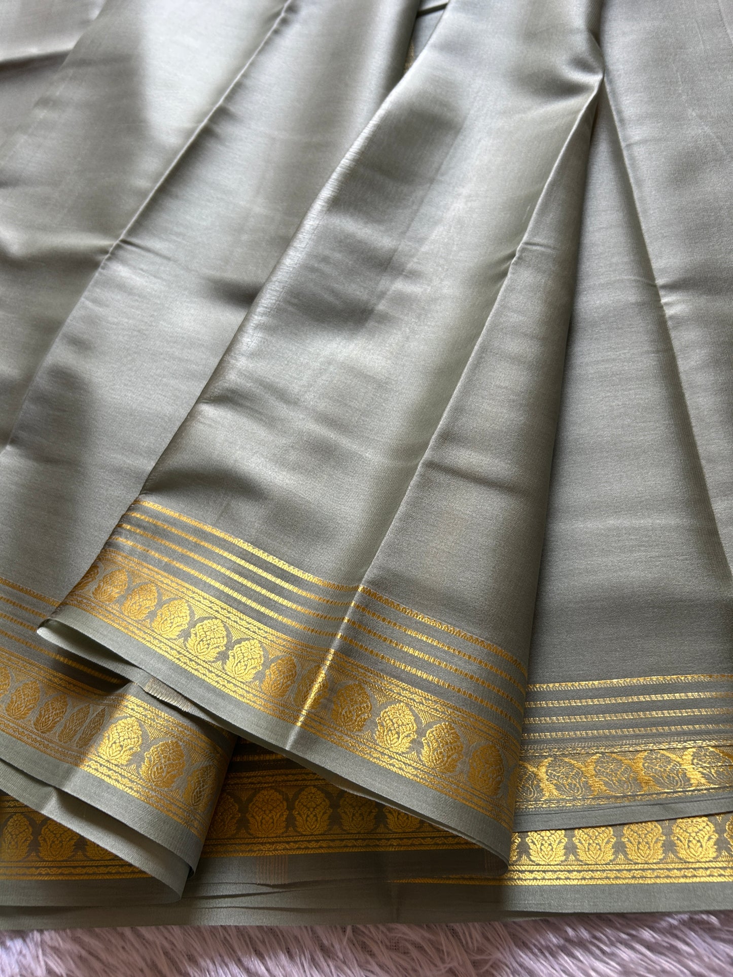 Kalasha : Solid Sage