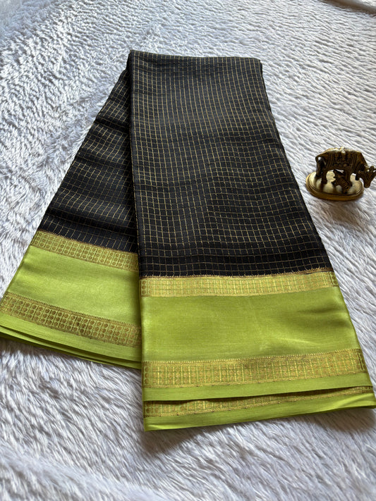Raksha (2D) : Black-pista green