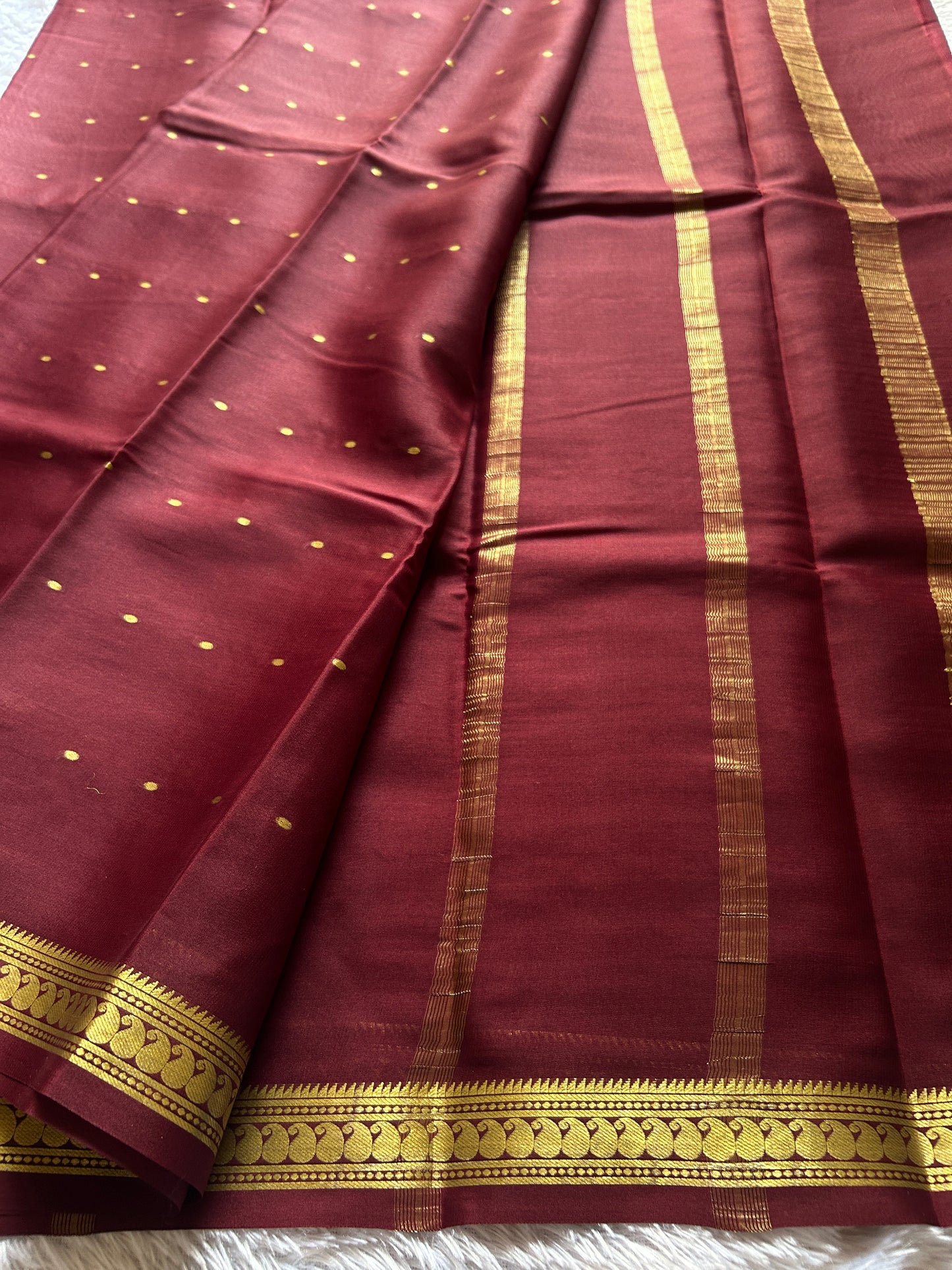 Keerthi : Solid Chocolate brown