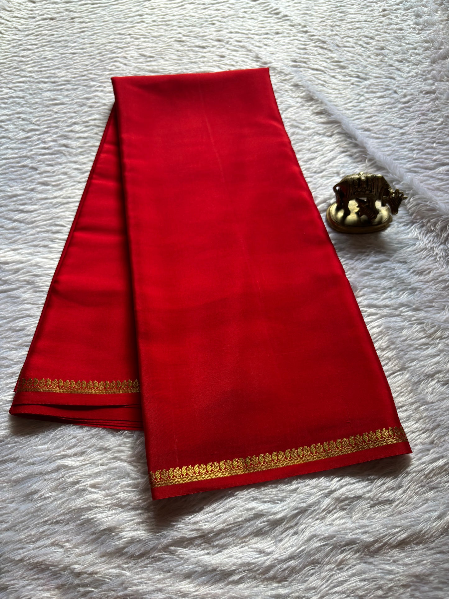 Nitya : Solid Red