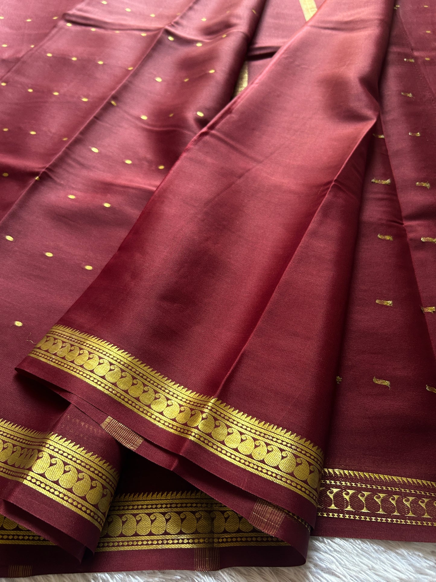 Keerthi : Solid Chocolate brown