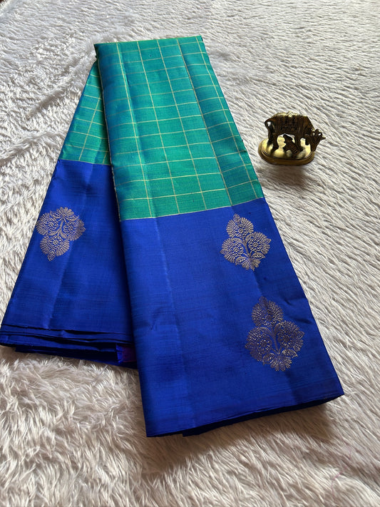 Anandhi (2D) : Turquoise-royal blue