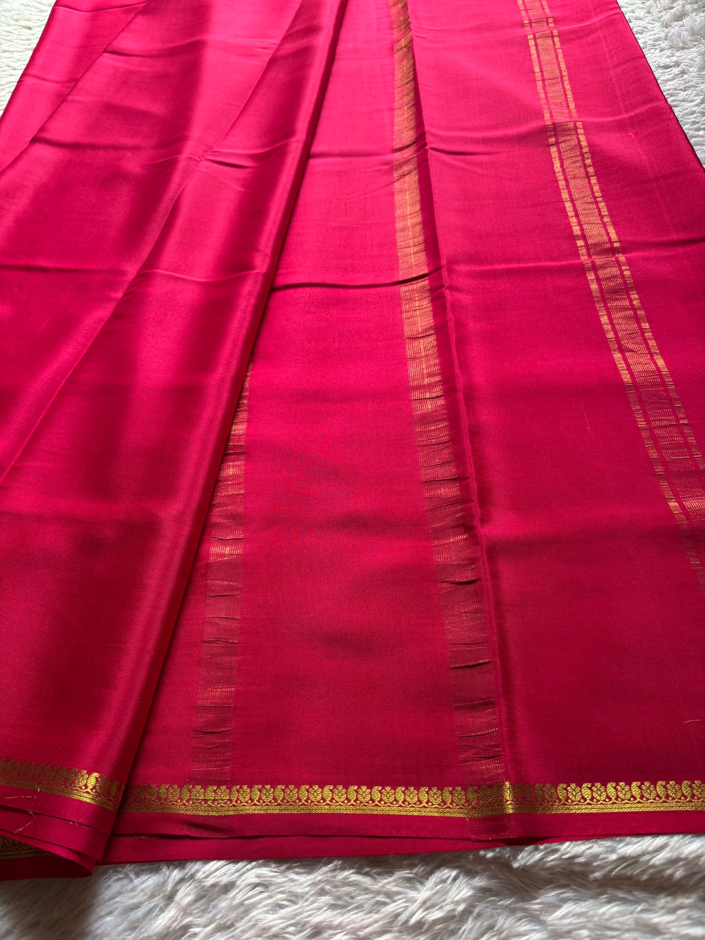 Nitya : Solid Dark pink