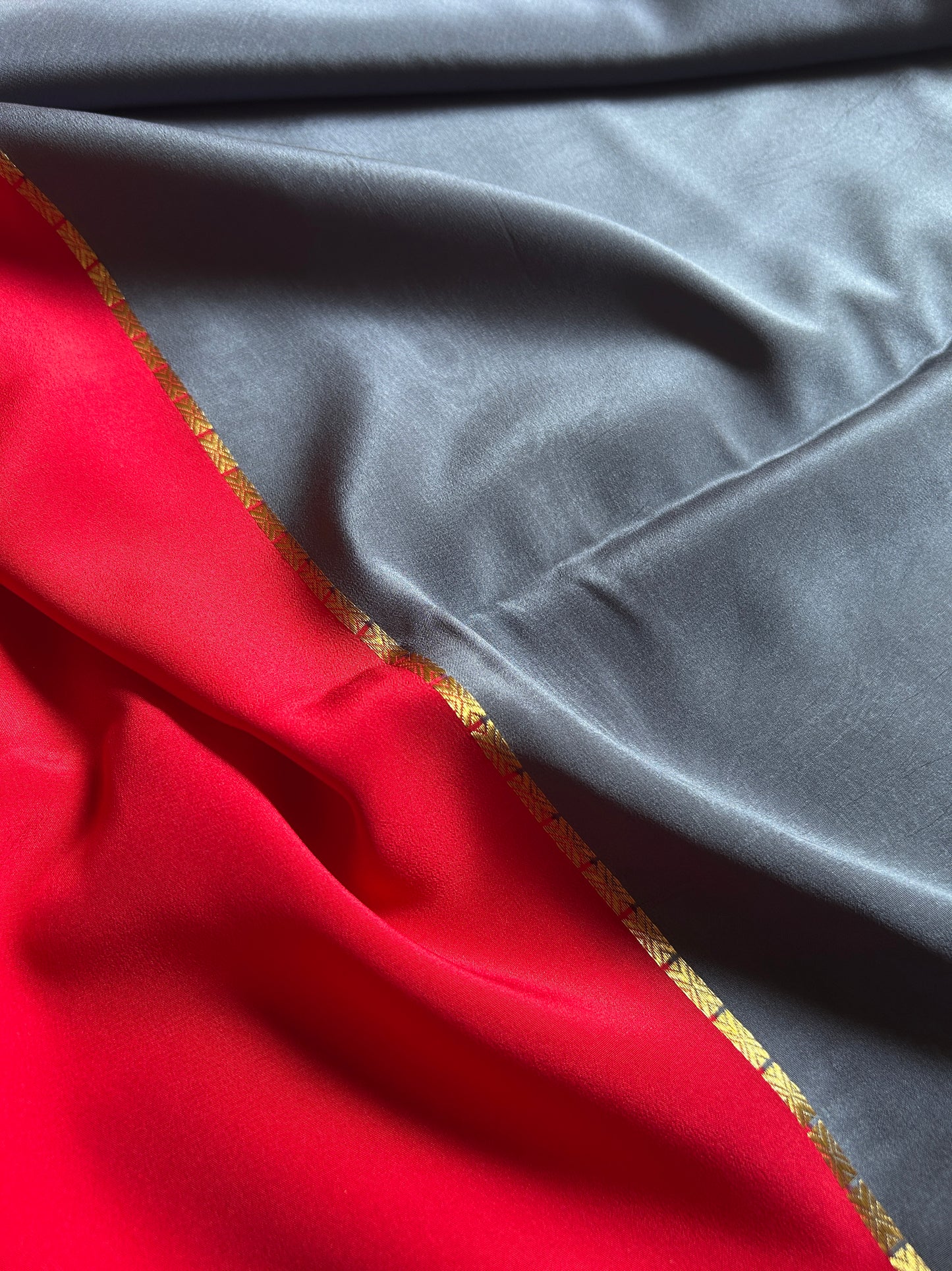 Suraksha (2D) : Grey-red