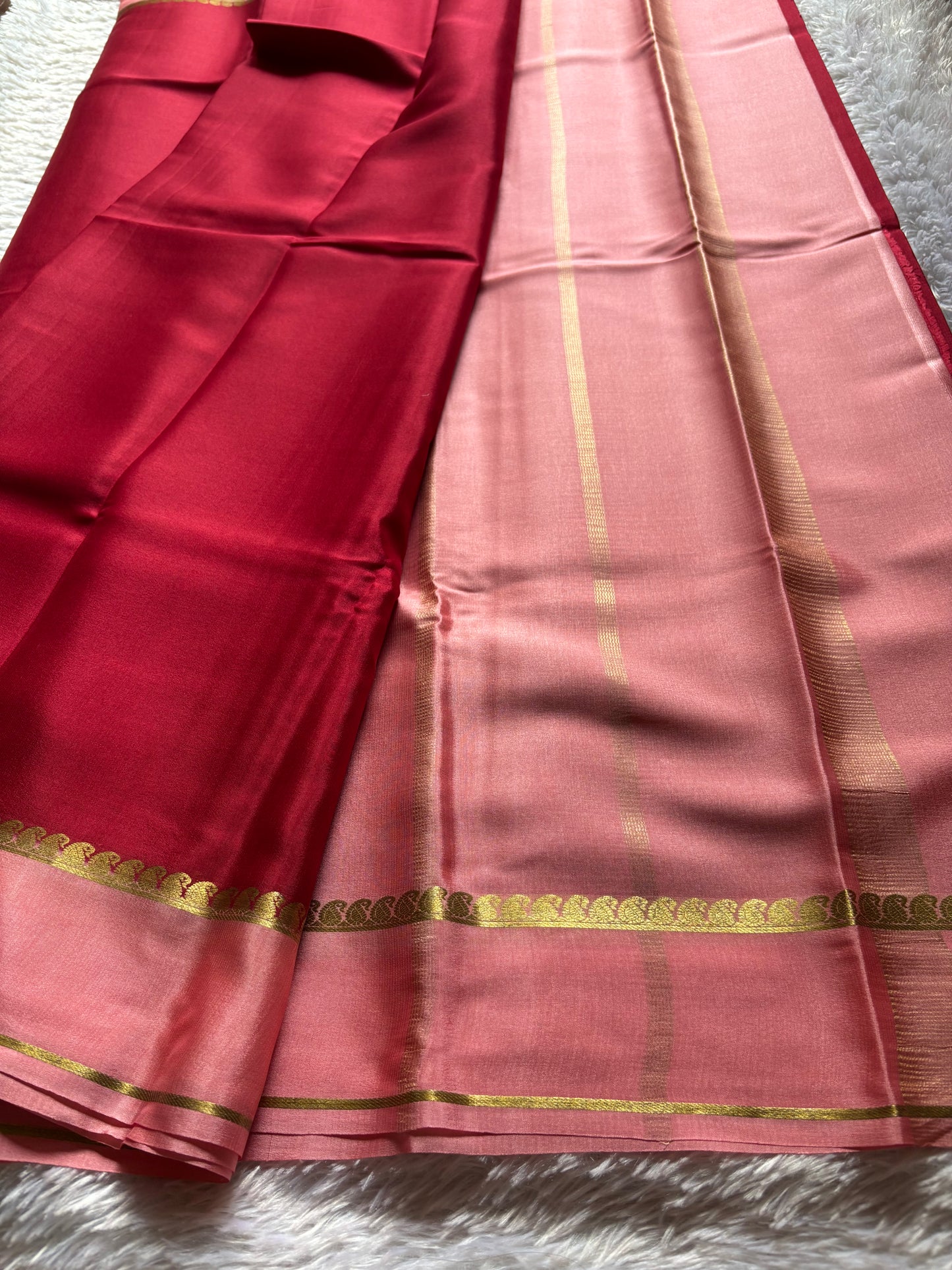 Mala (2D) : Red-light pink