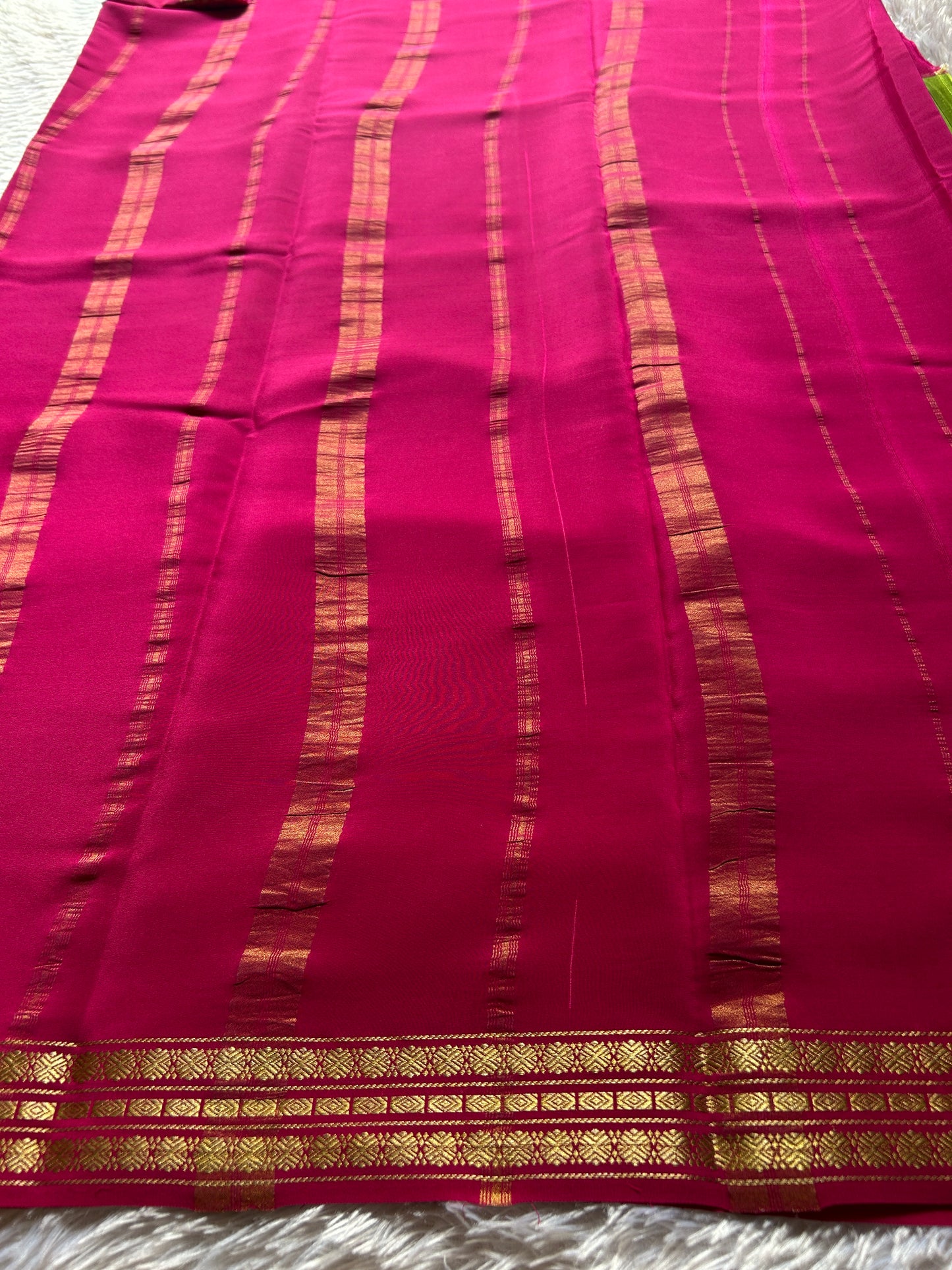 Suraksha (2D) : Mehendi green-rani pink