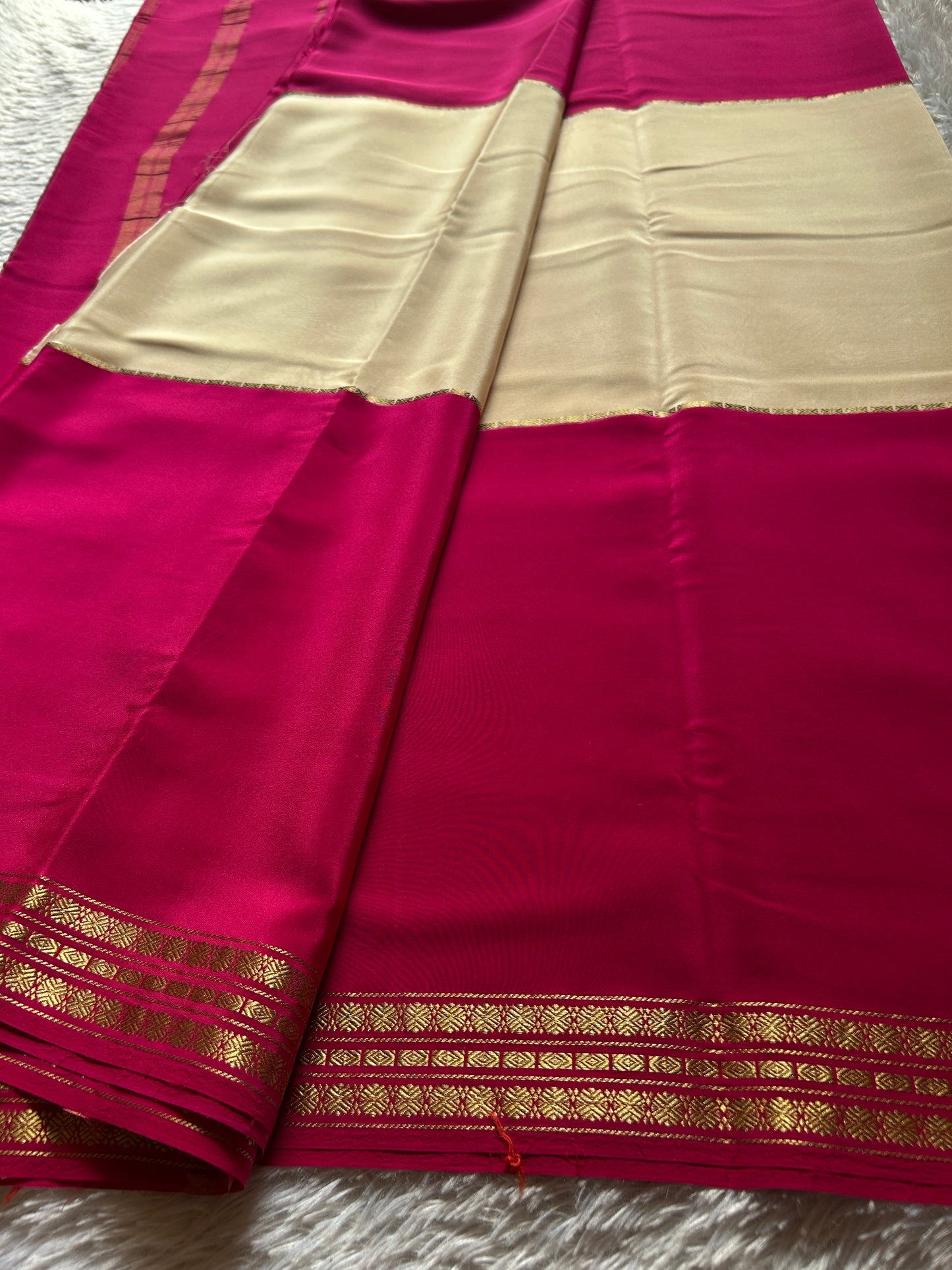 Suraksha (2D) : Off white-rani pink
