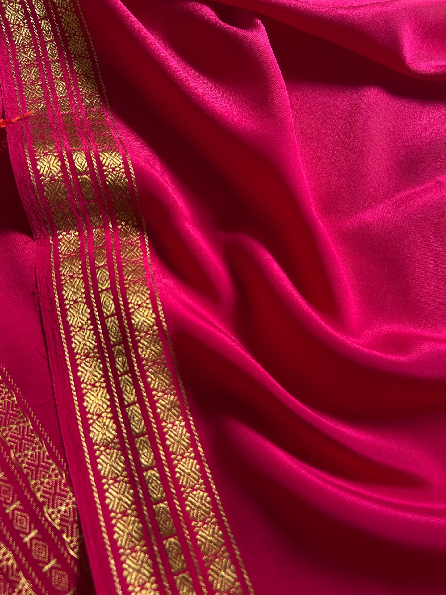Suraksha (2D) : Off white-rani pink