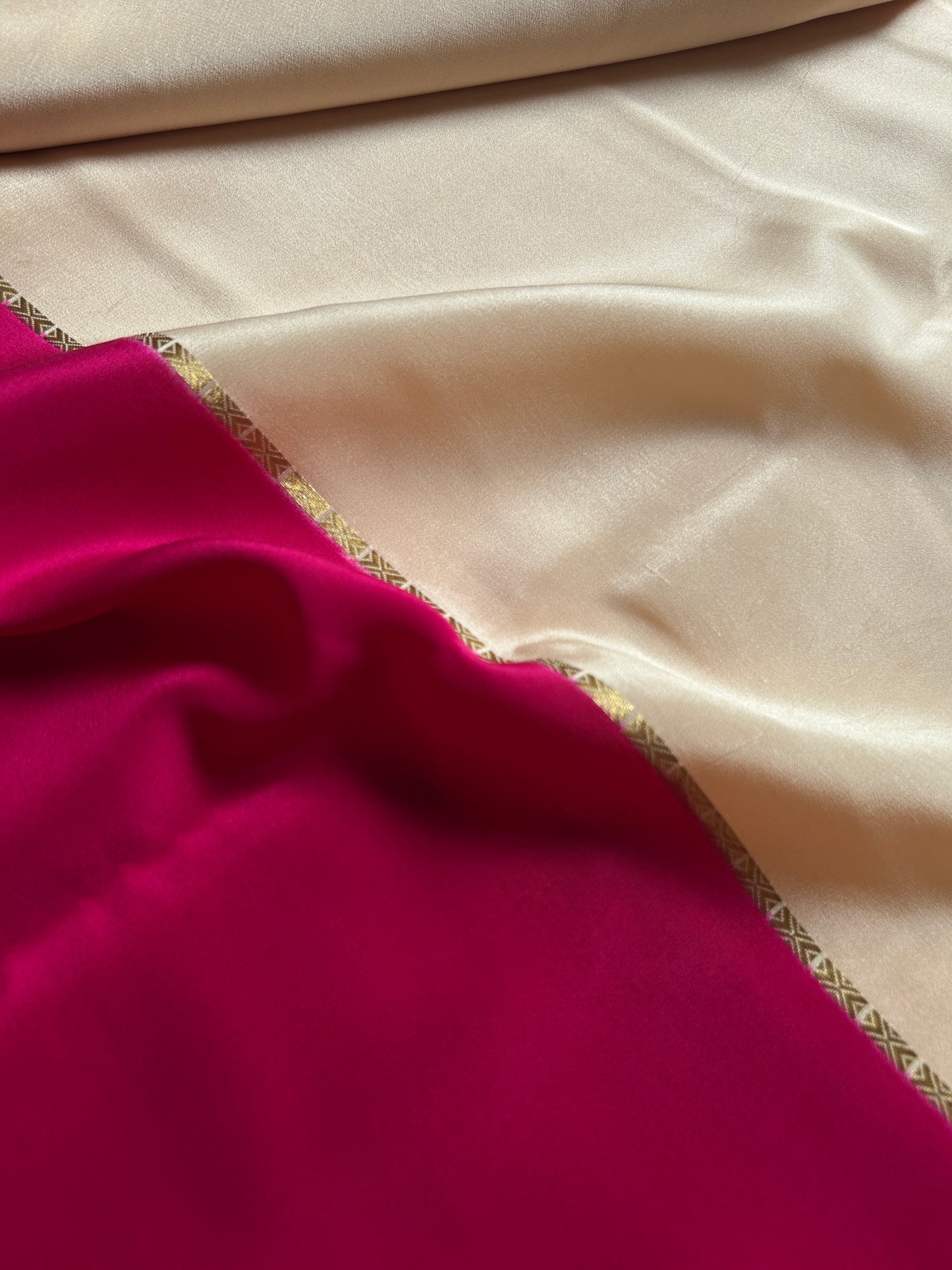 Suraksha (2D) : Off white-rani pink
