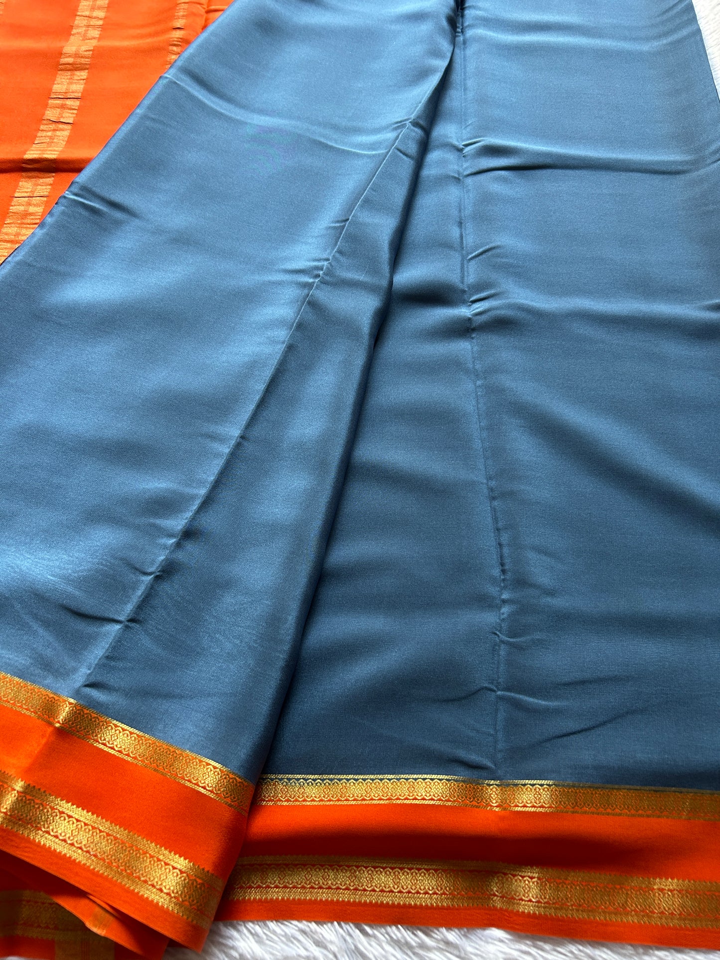 Rukmini (2D) : Bluish grey-orange