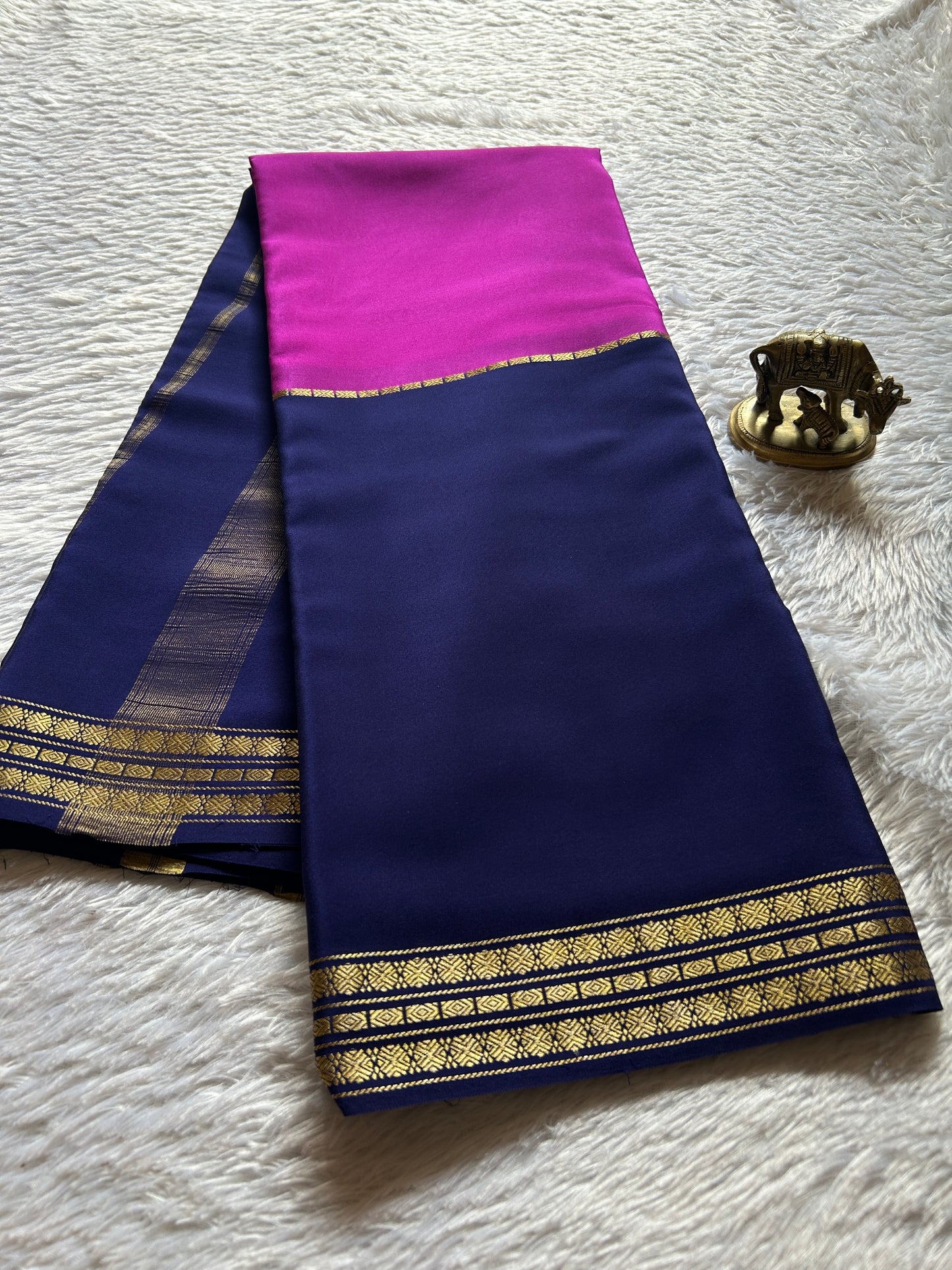 Suraksha (2D) : Magenta-navy blue