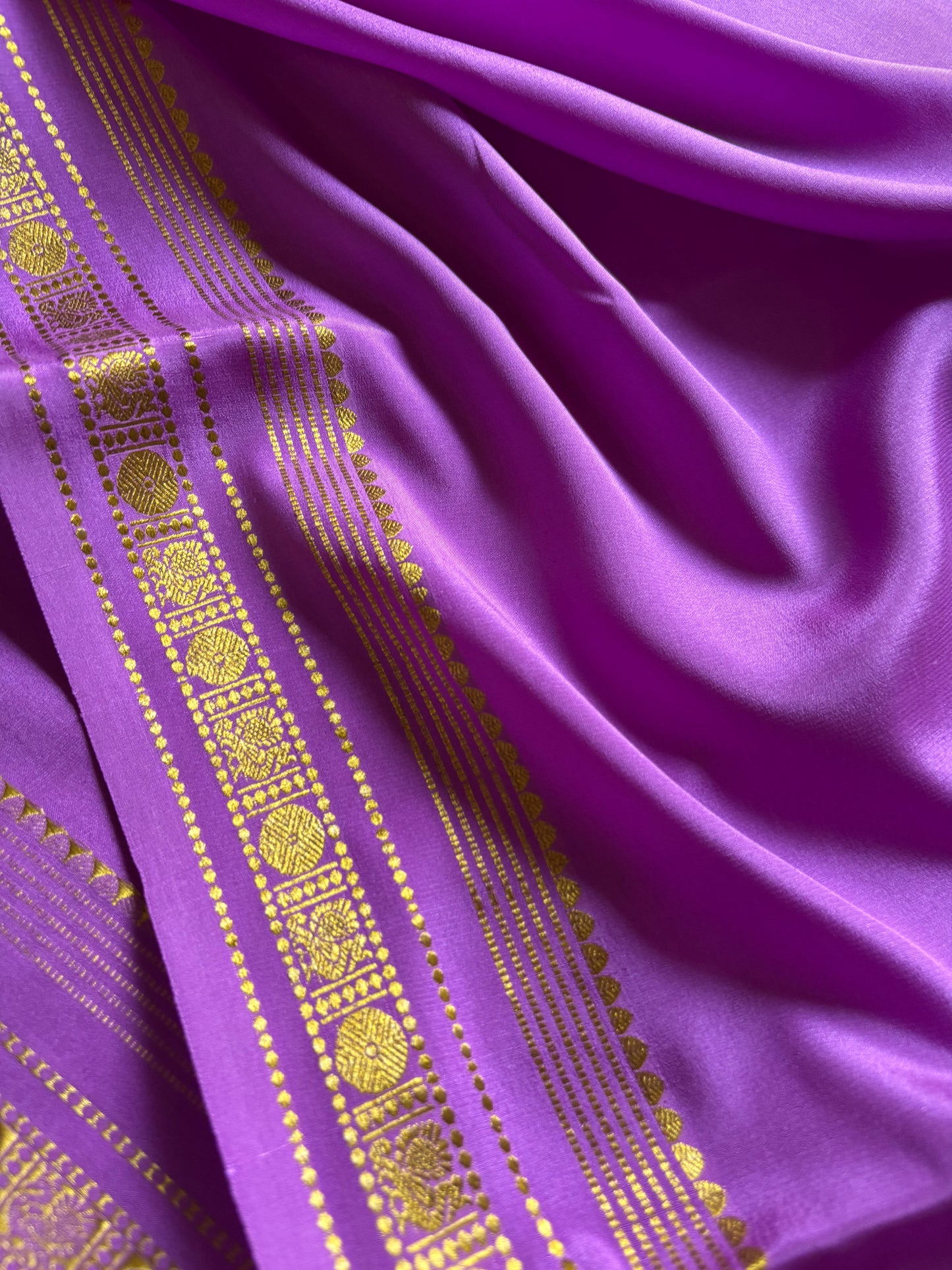 Sunanda : Solid Lavender