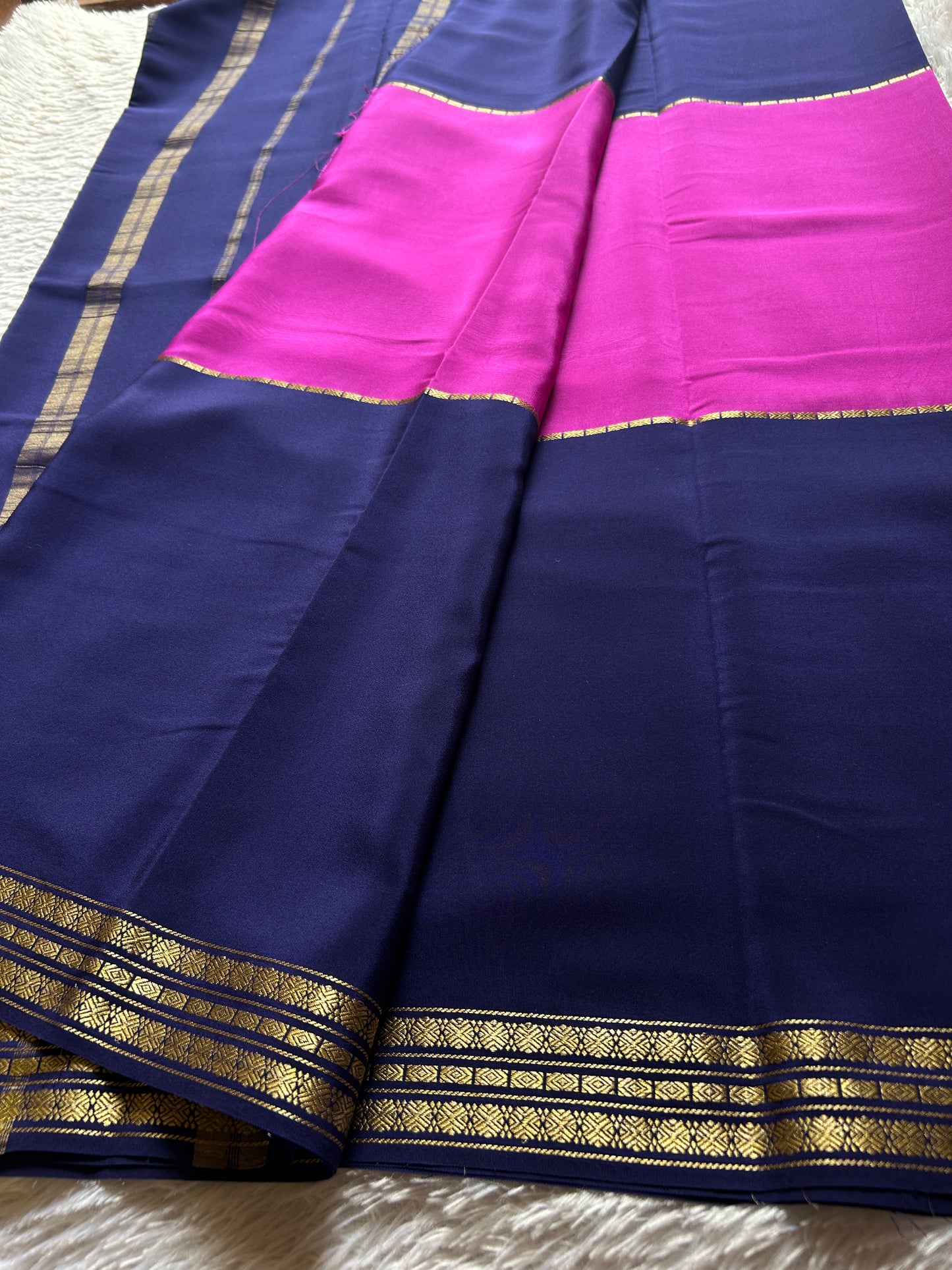 Suraksha (2D) : Magenta-navy blue