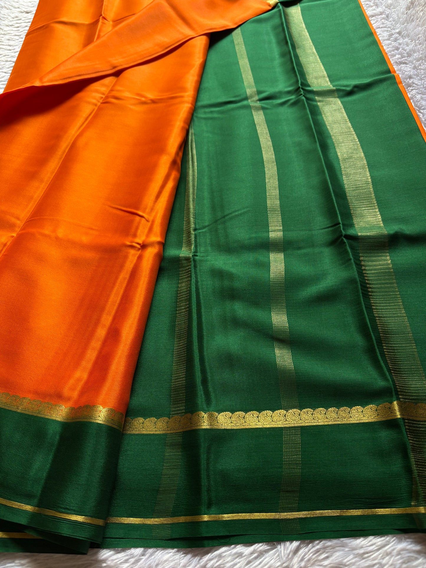 Mala (2D) : Dark orange-bottle green